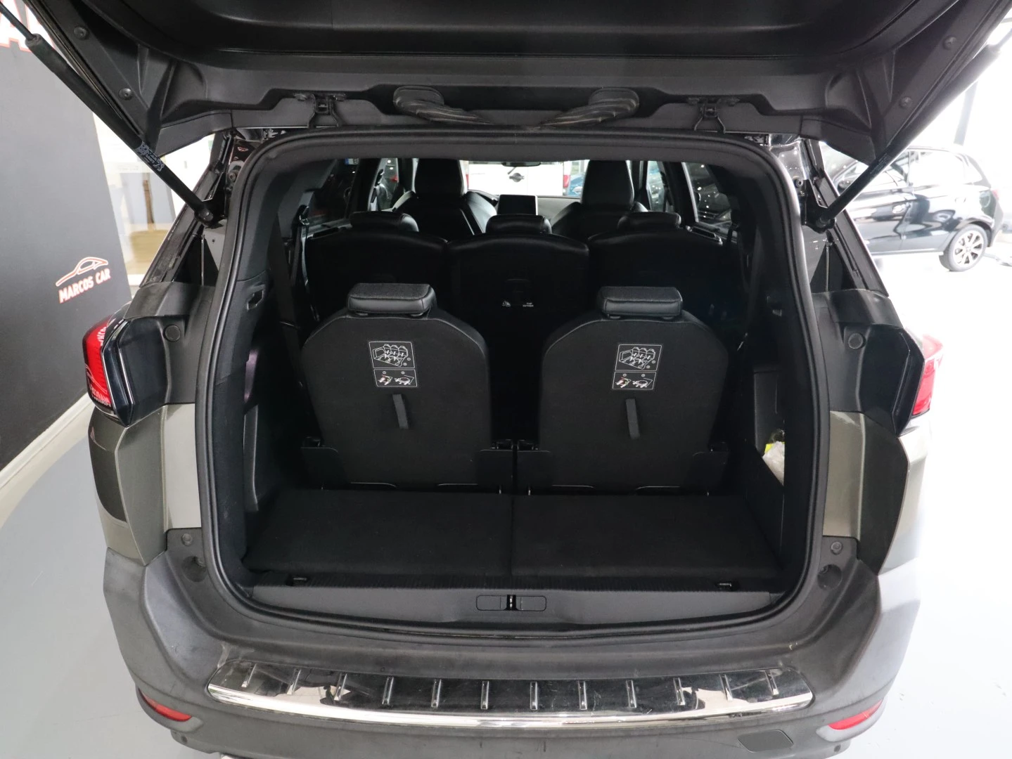Peugeot 5008 1.5 BlueHDi Allure Pack EAT8