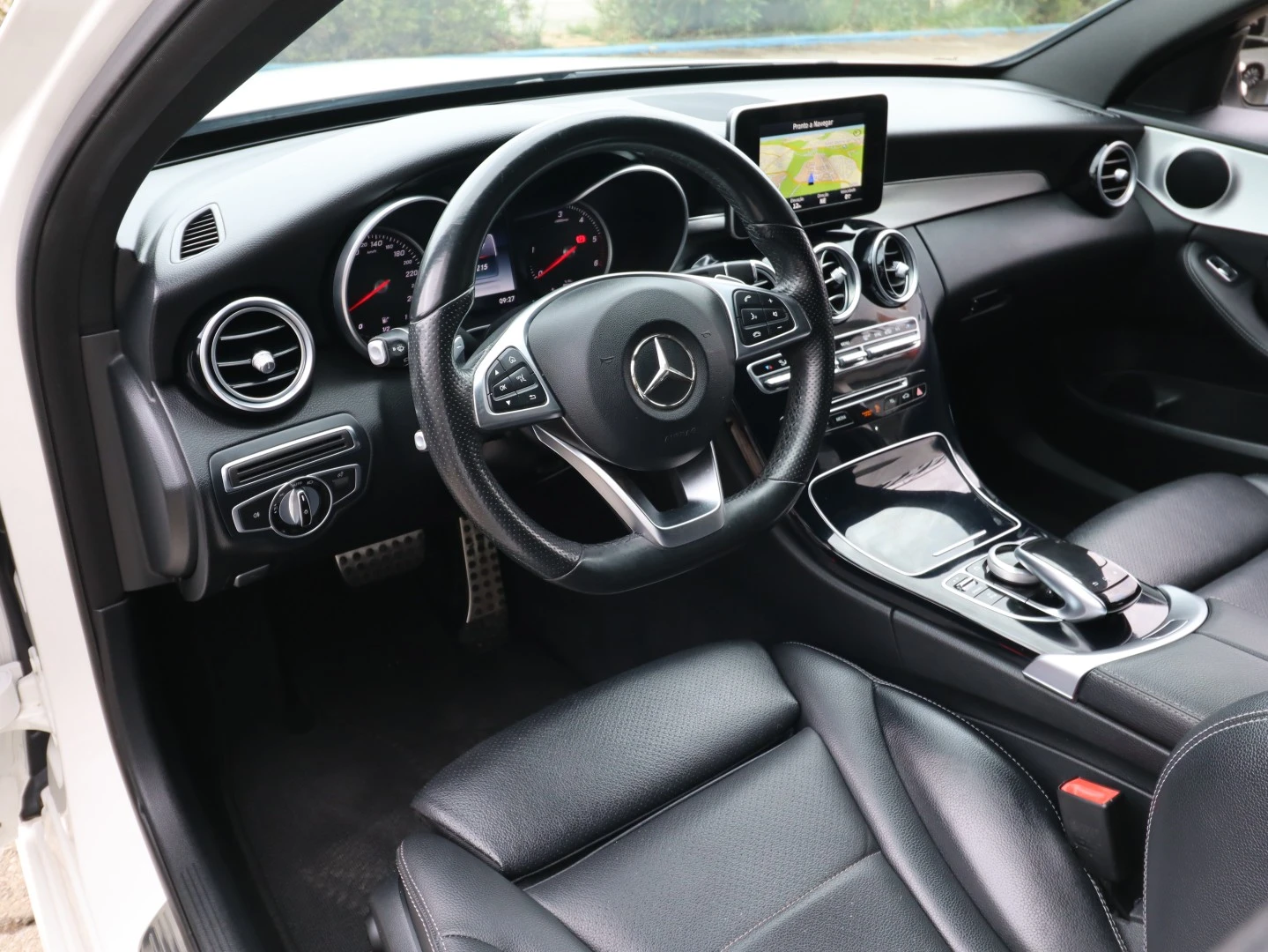Mercedes-Benz C 300 BlueTEC Hybrid AMG Line