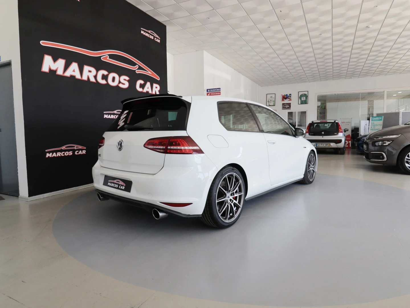 VW Golf GTI Performance