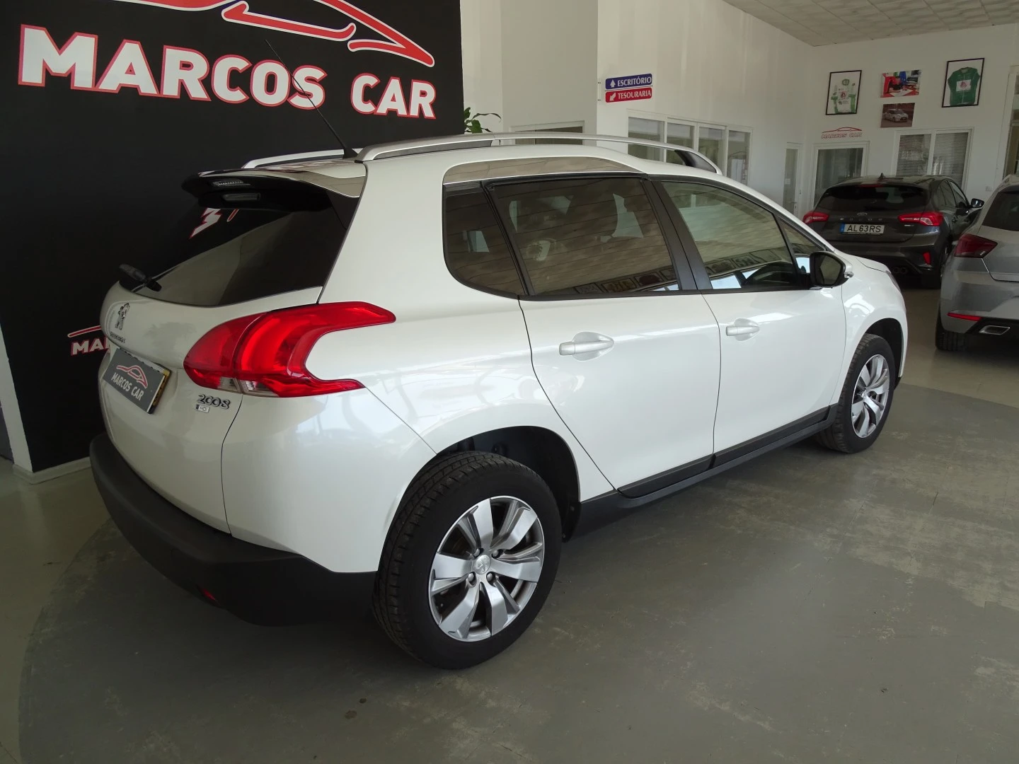 Peugeot 2008 1.6 e-HDi Active