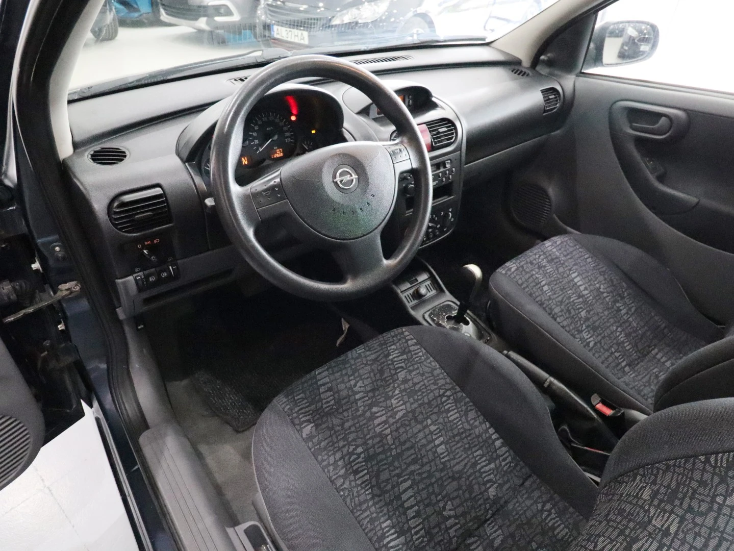 Opel Corsa 1.2 16V Confort