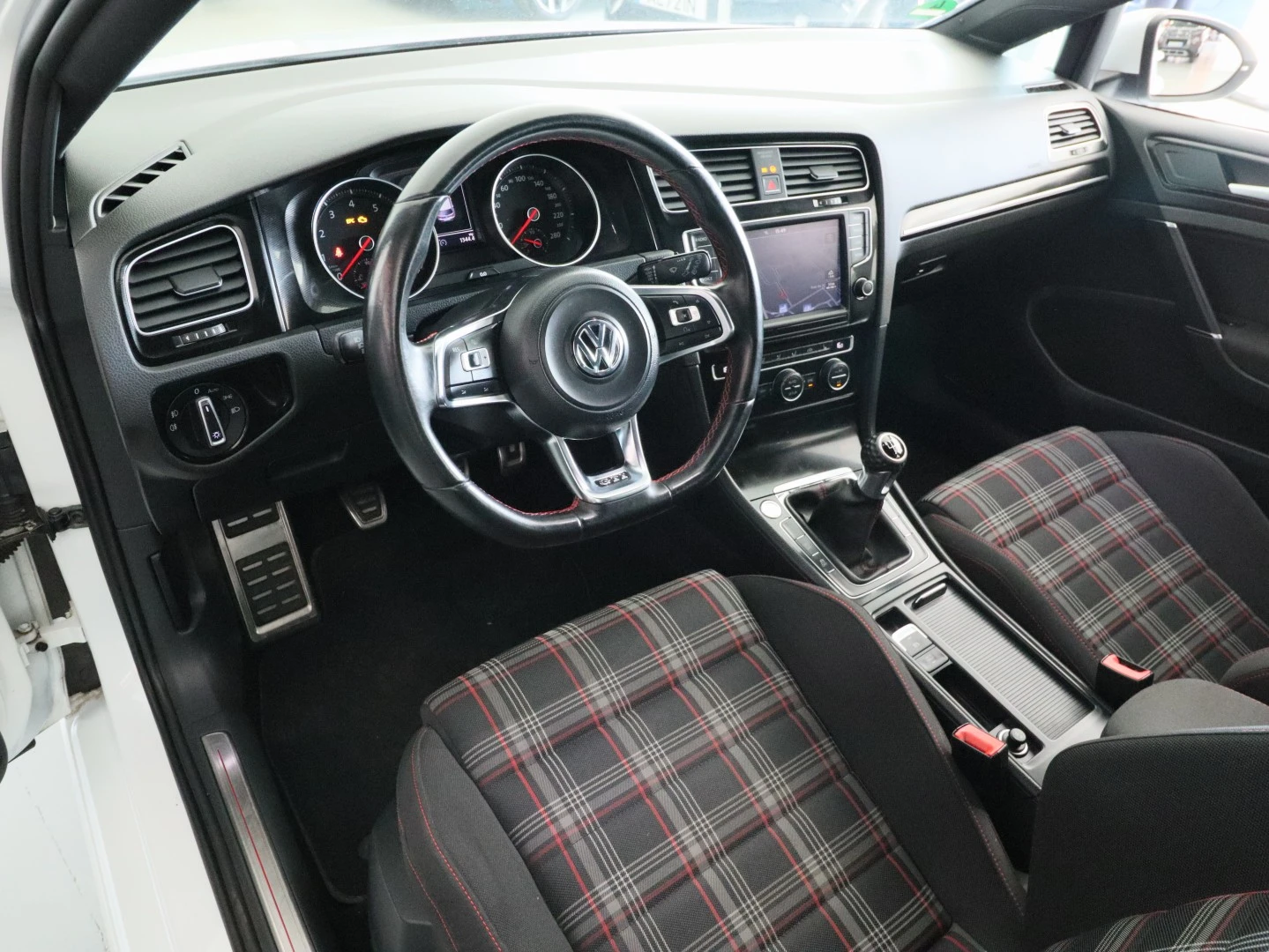VW Golf 2.0 TSi GTi Performance
