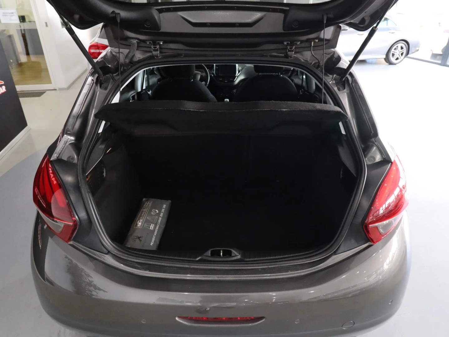 Peugeot 208 1.5 BlueHDi Active