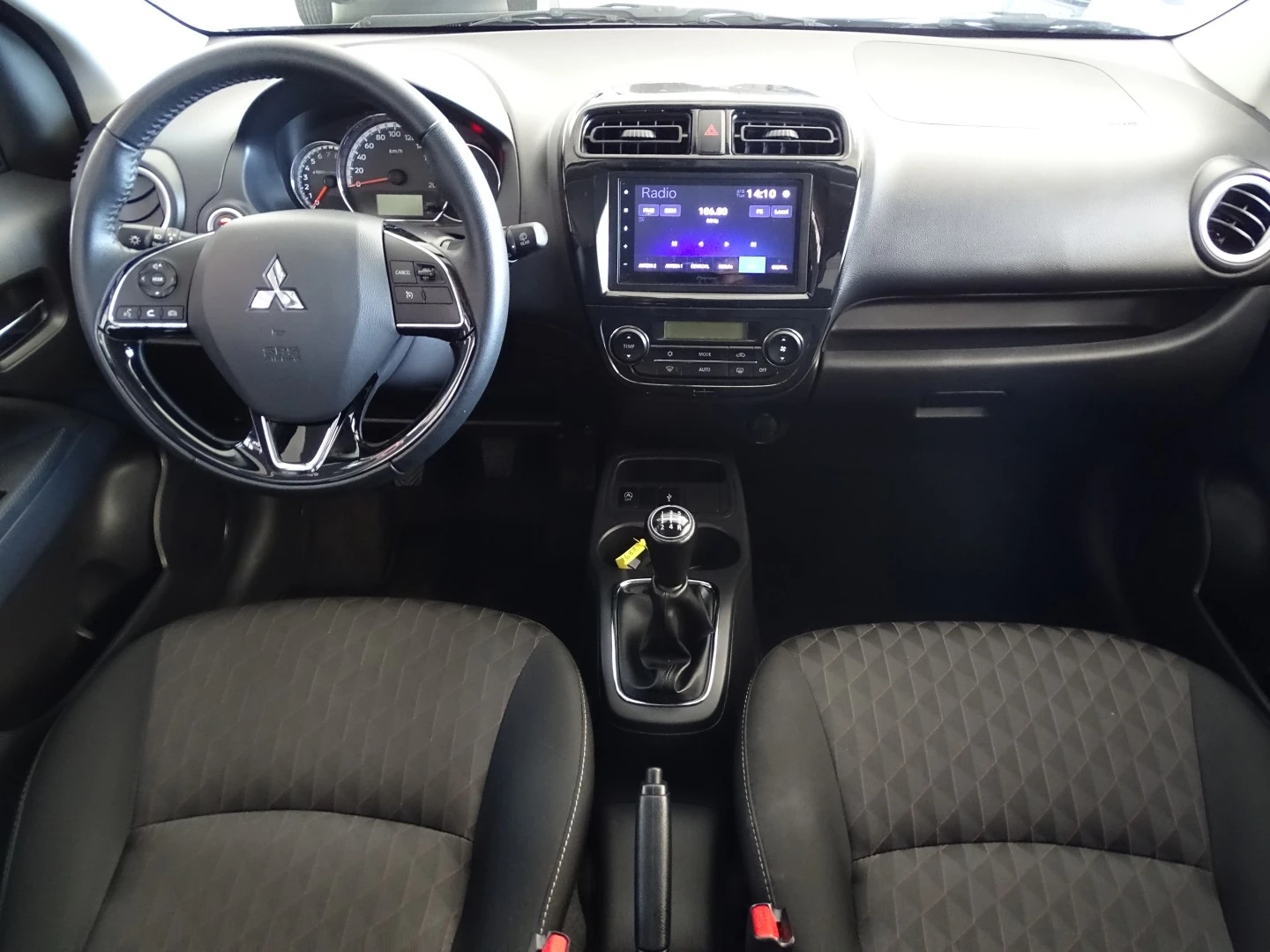 Mitsubishi Space Star 1.2 Intense Connect Edition