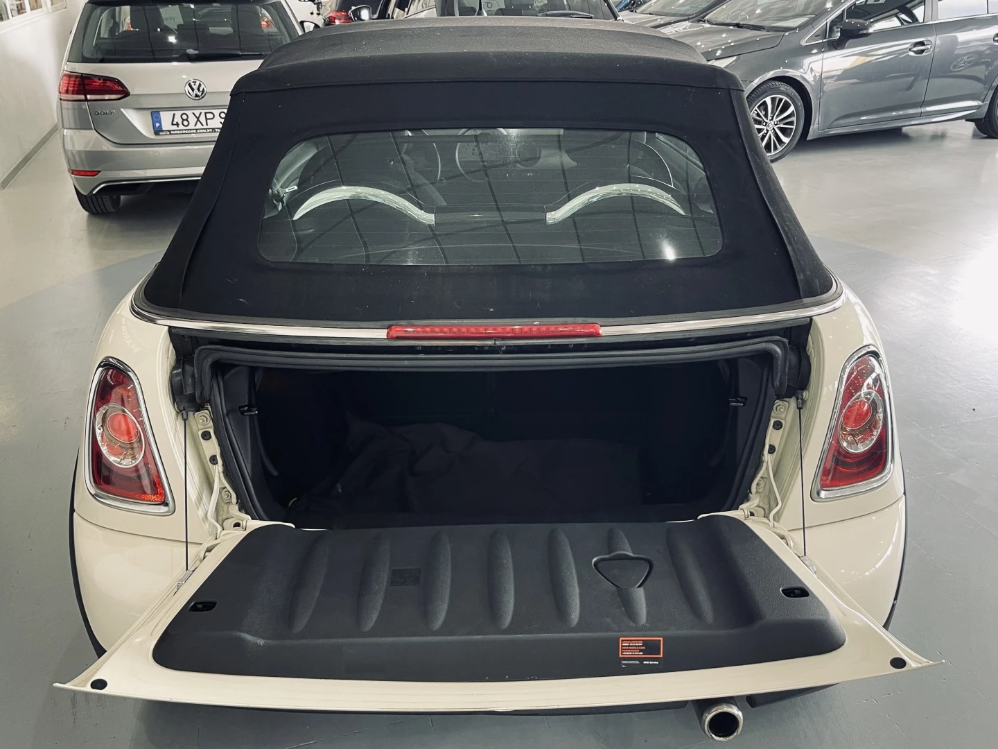 MINI Cabrio Cooper D