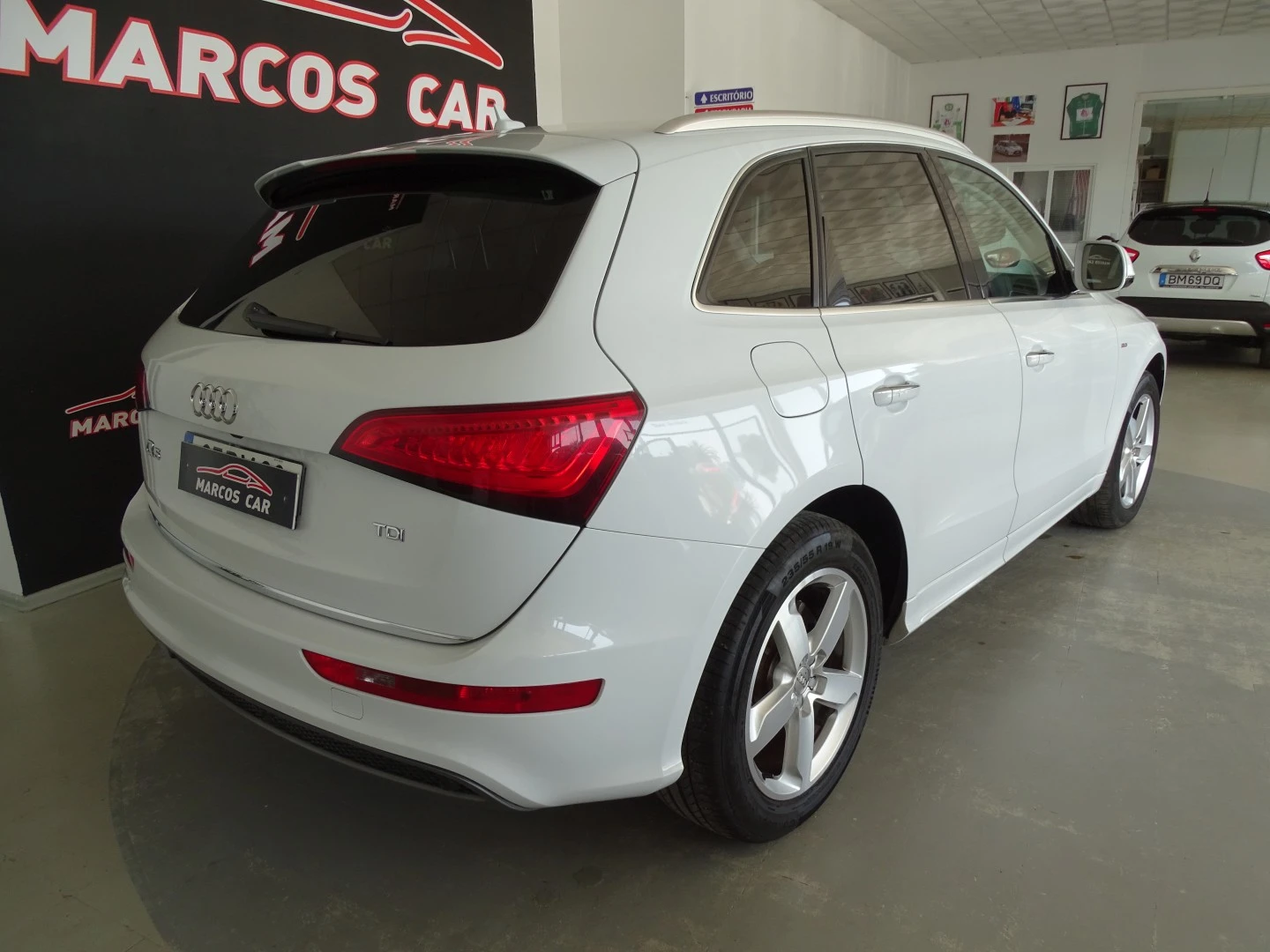 Audi Q5 2.0 TDi Business Line S-line