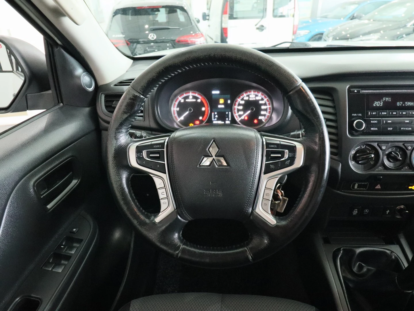 Mitsubishi L200 2.3 DI-D CD Invite 4WD