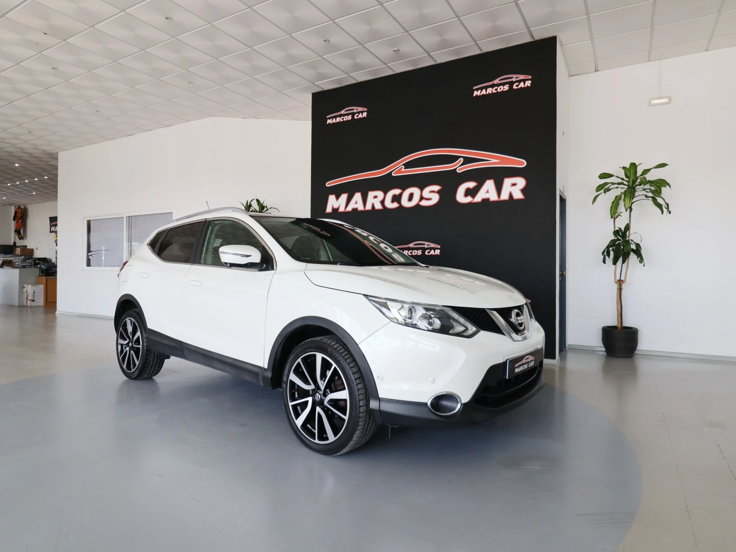 Nissan Qashqai 1.6 dCi Tekna Pele