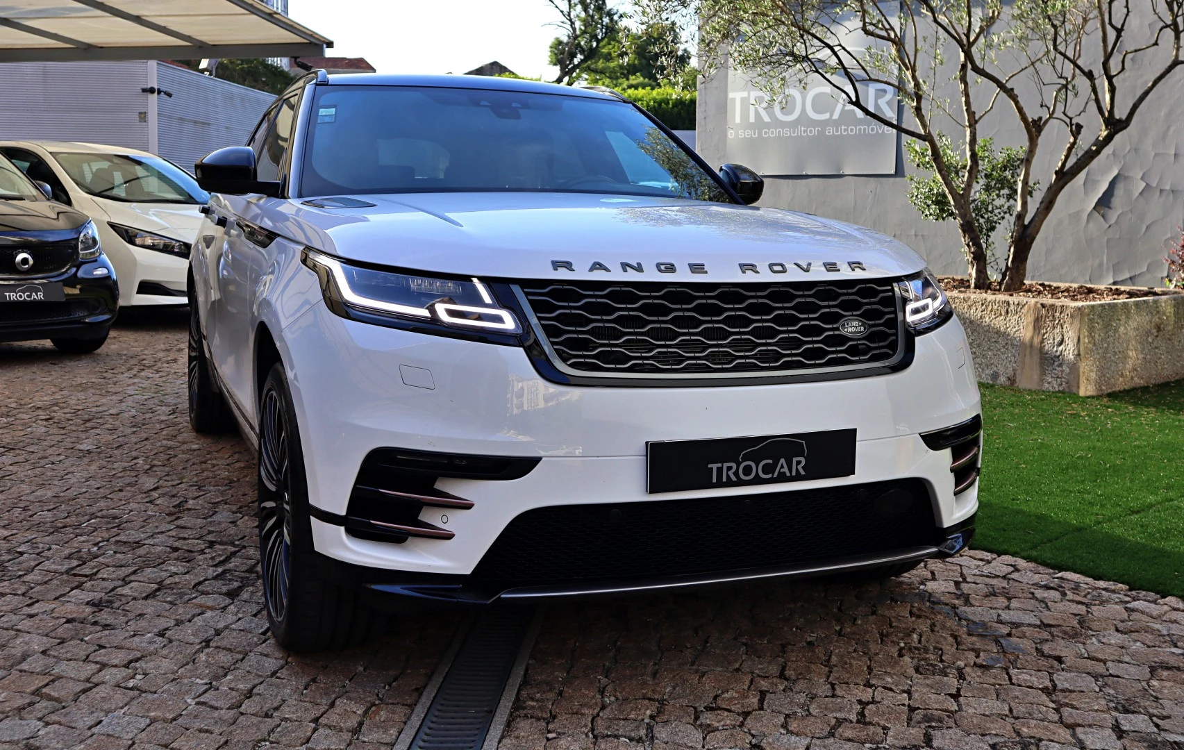 Land Rover Range Rover Velar 2.0 D R-Dynamic HSE