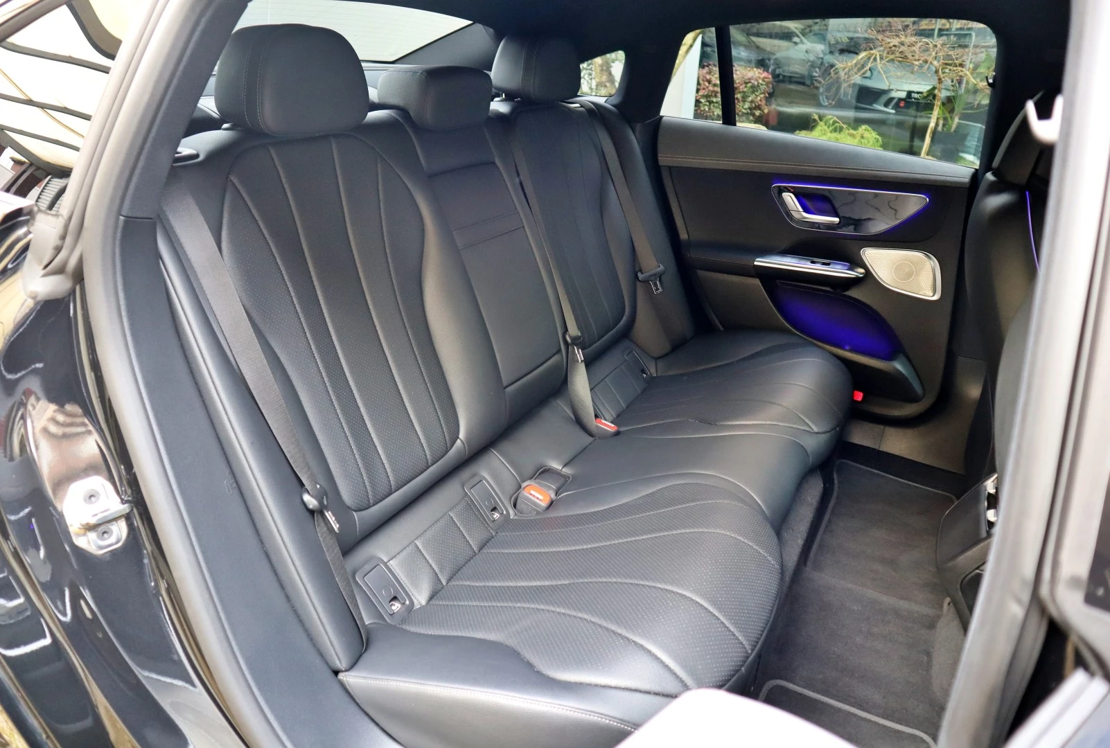 Mercedes-Benz EQE 300 AMG Line