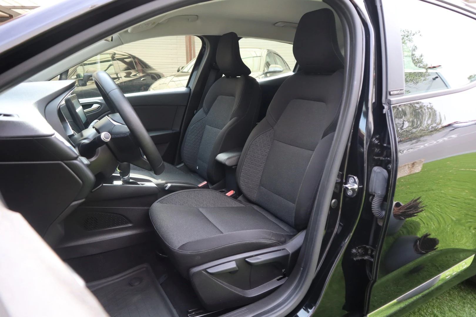 Renault Clio 1.6 E-Tech Full Hybrid Engineered
