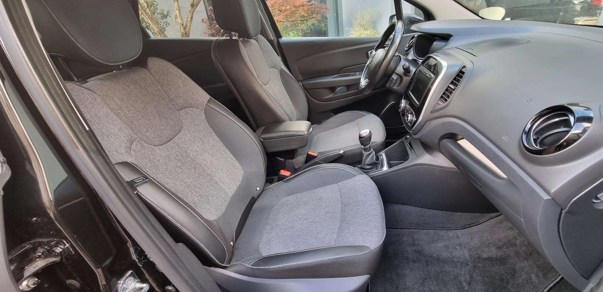 Renault Captur 1.3 TCe Exclusive