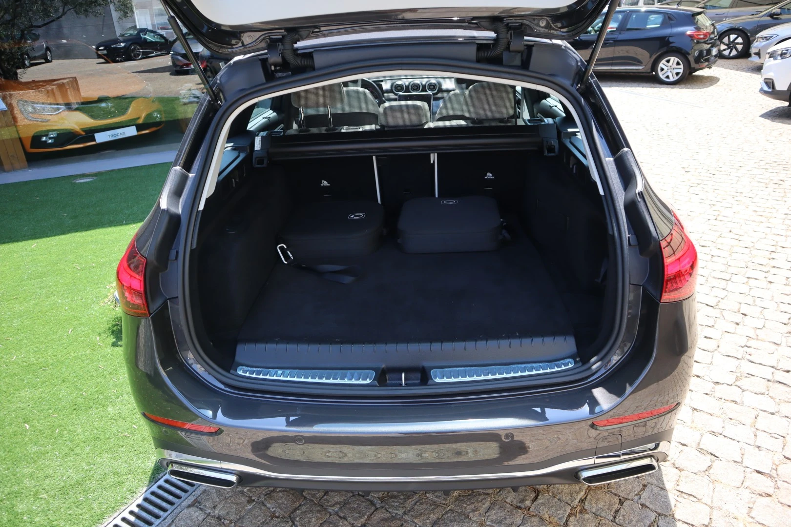Mercedes-Benz C 300 e AMG Line