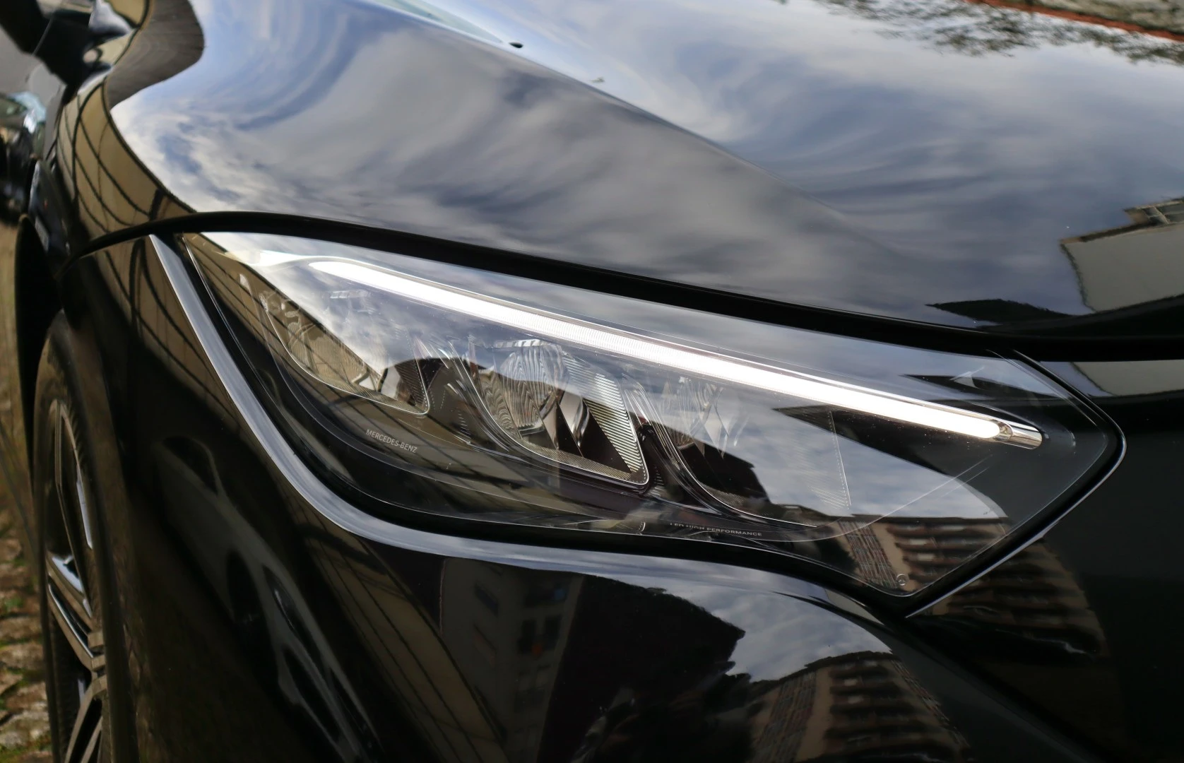 Mercedes-Benz EQE 300 AMG Line