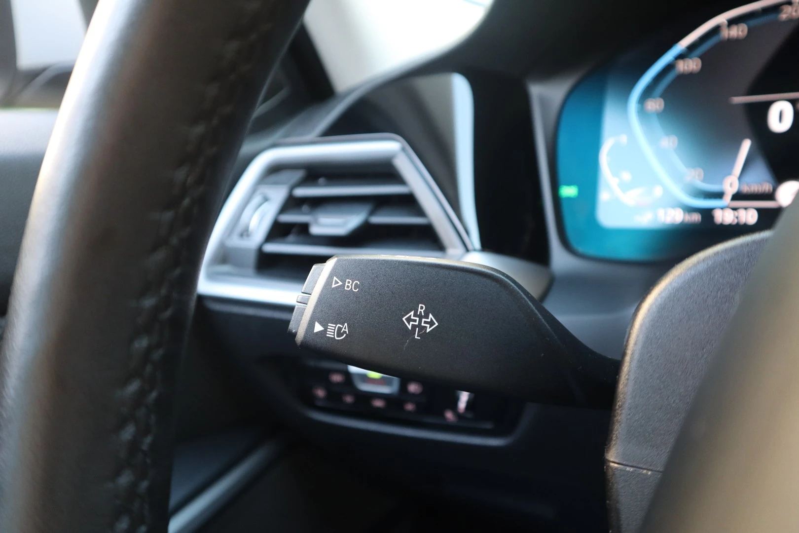 BMW 330 e Corporate Edition Auto