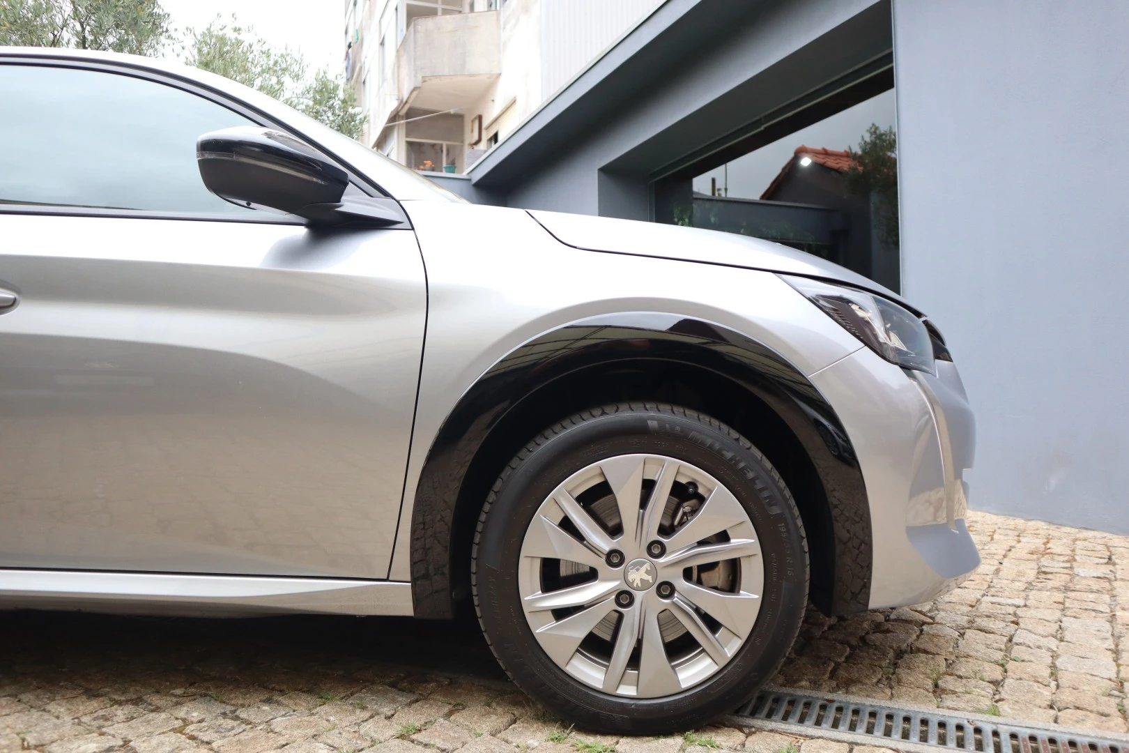 Peugeot e-208 50 kWh Allure Pack