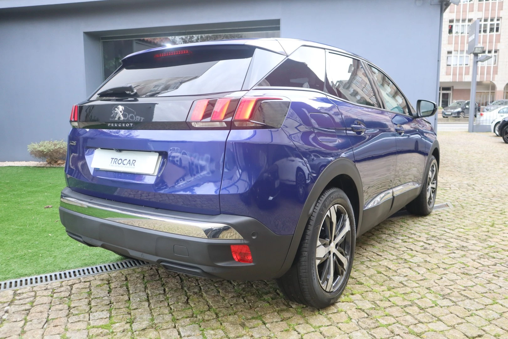 Peugeot 3008 1.5 BlueHDi Allure EAT8