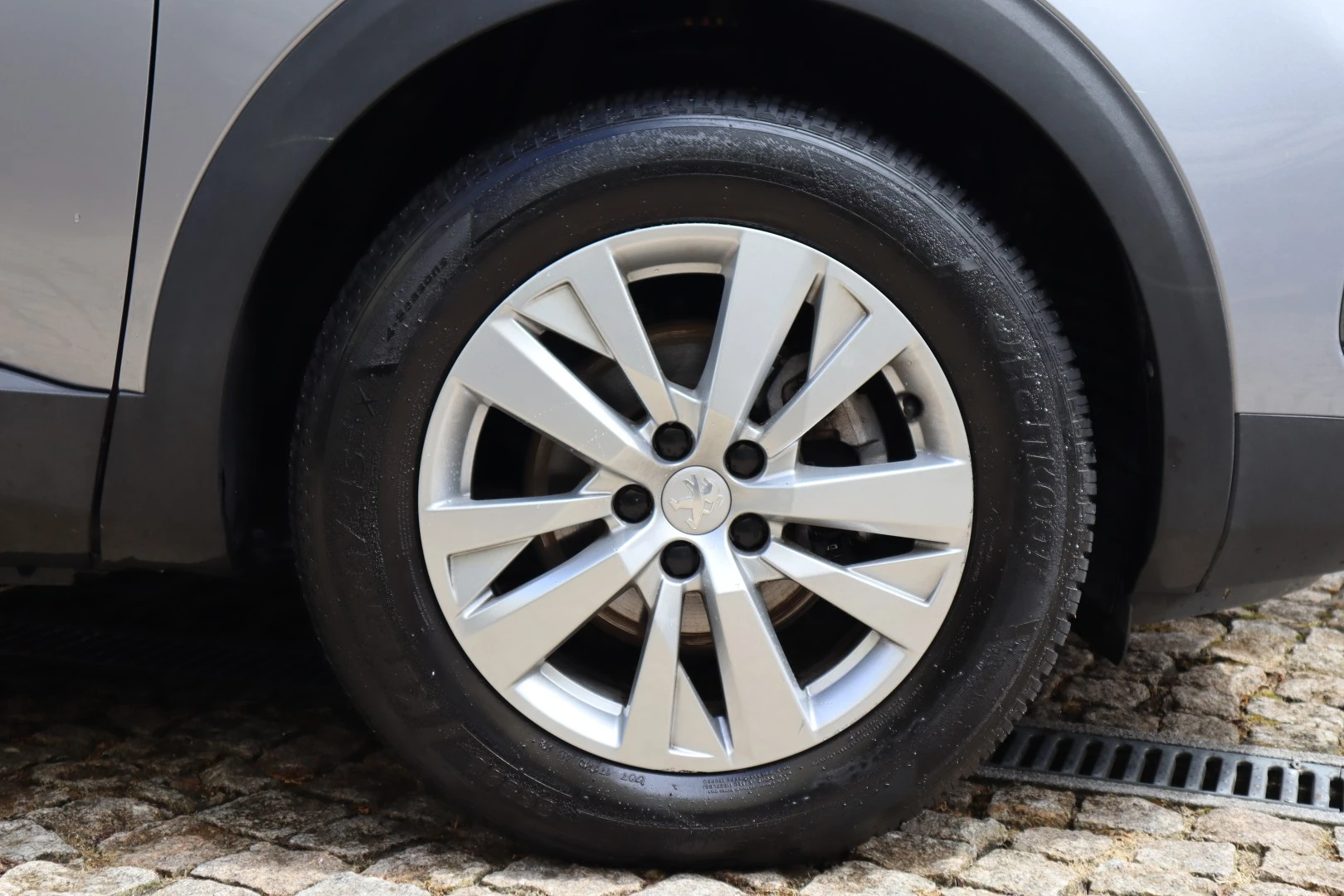 Peugeot 3008 BlueHDi 130 Stop & Start EAT8 Active Pack