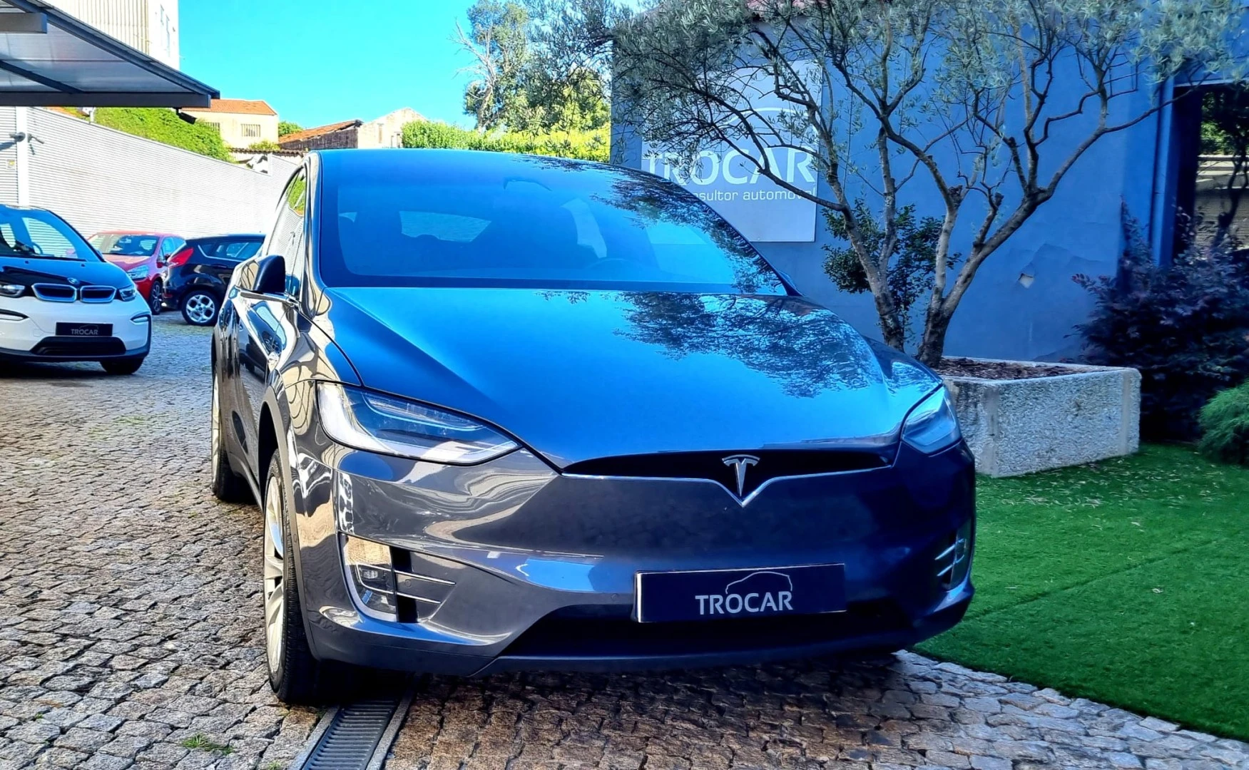 Tesla Model X Long Range