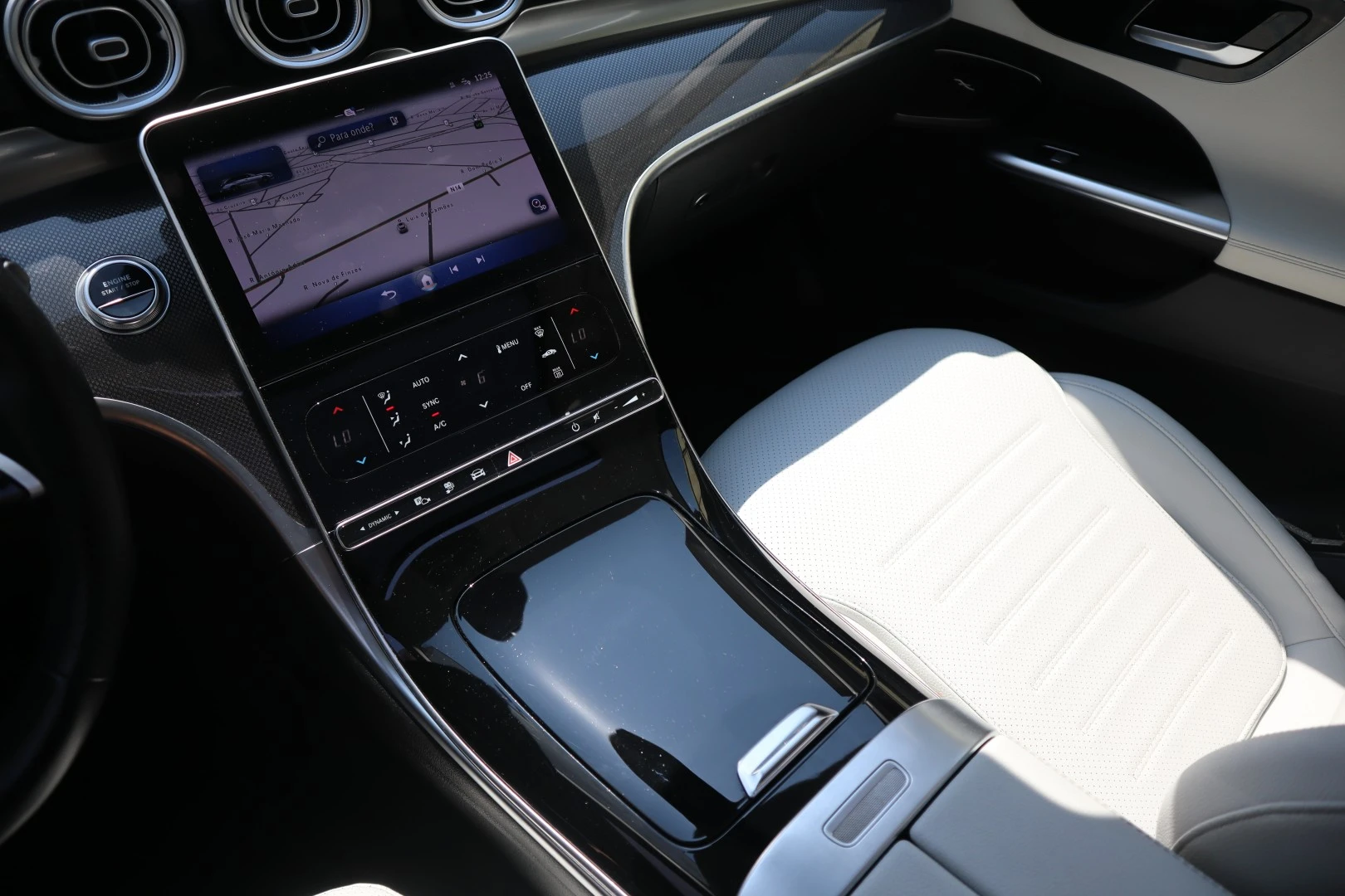Mercedes-Benz C 300 e AMG Line