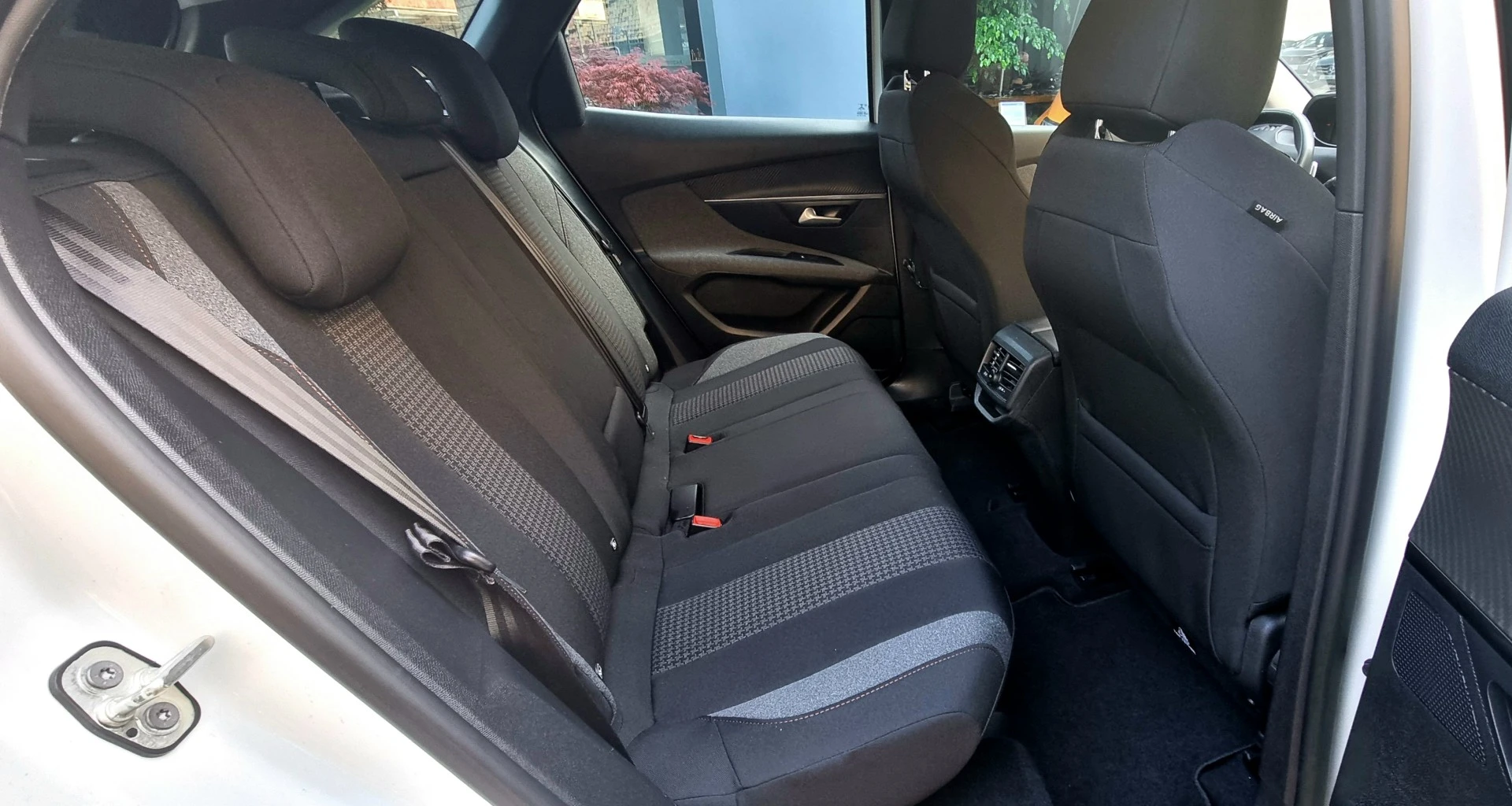 Peugeot 3008 PureTech 130 Stop & Start GPF EAT8 Active Pack