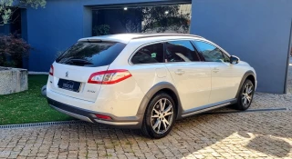 Peugeot 508 RXH 2.0 HDi Hybrid4 2-Tronic