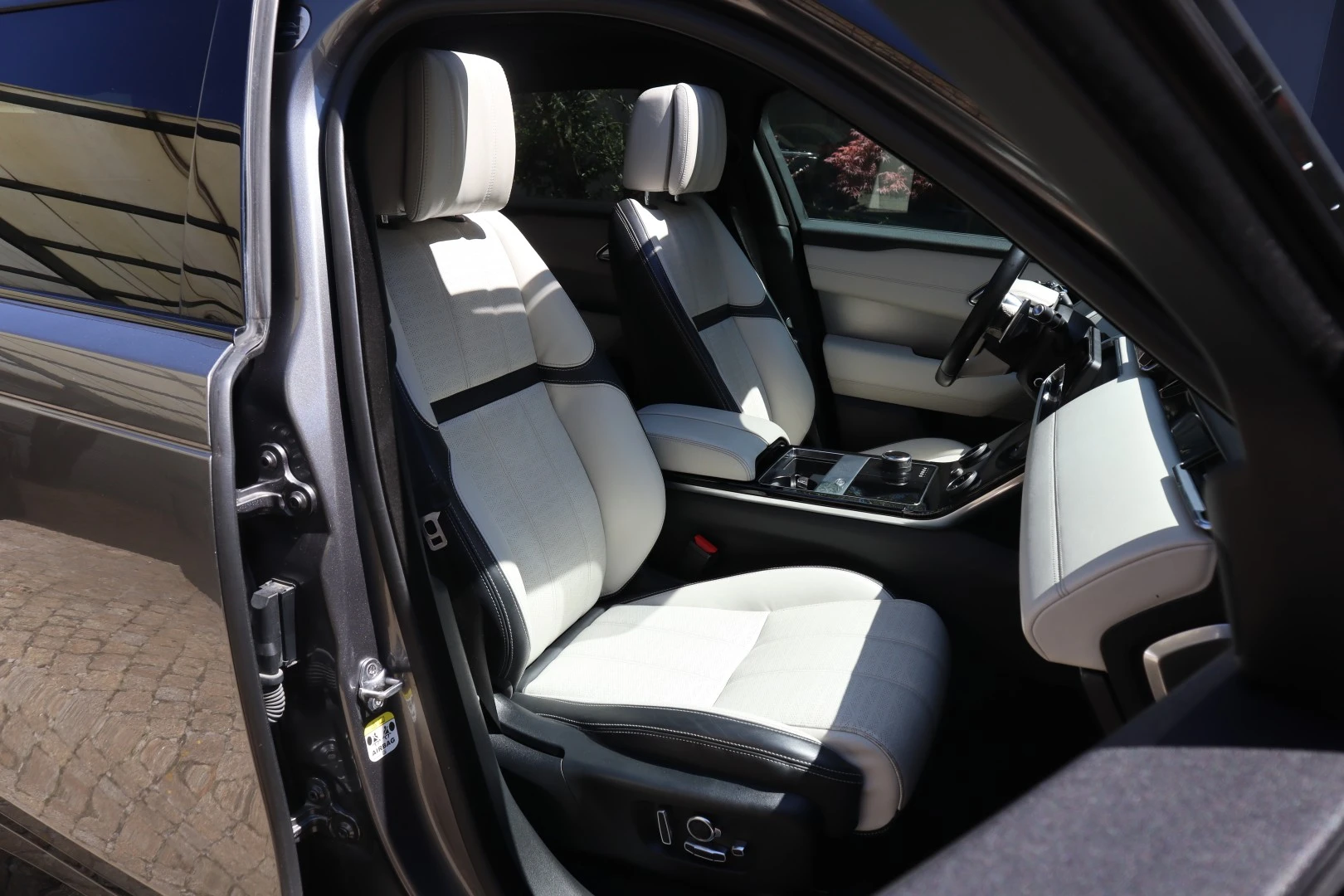 Land Rover Range Rover Velar 3.0 D R-Dynamic HSE
