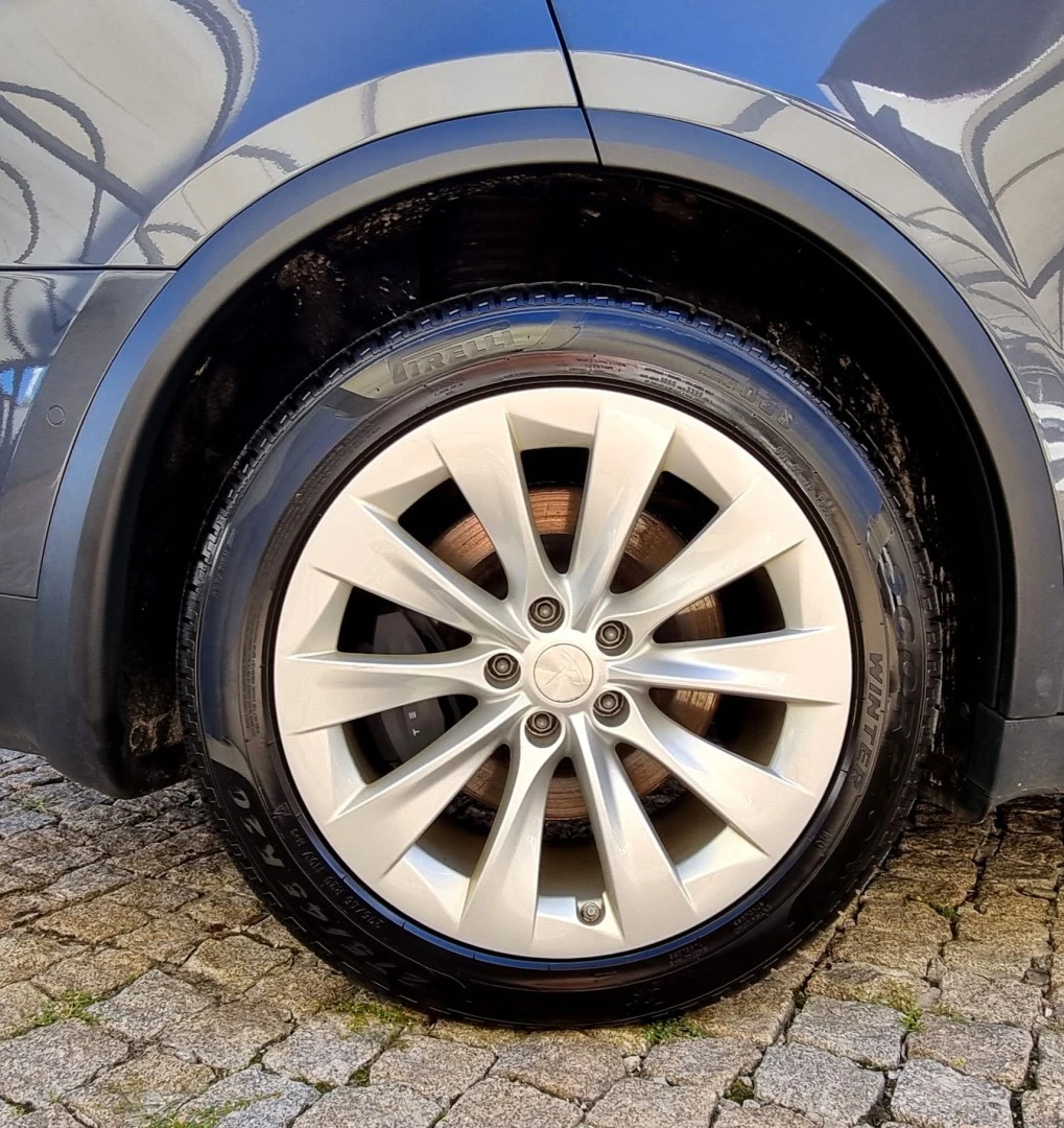 Tesla Model X Long Range