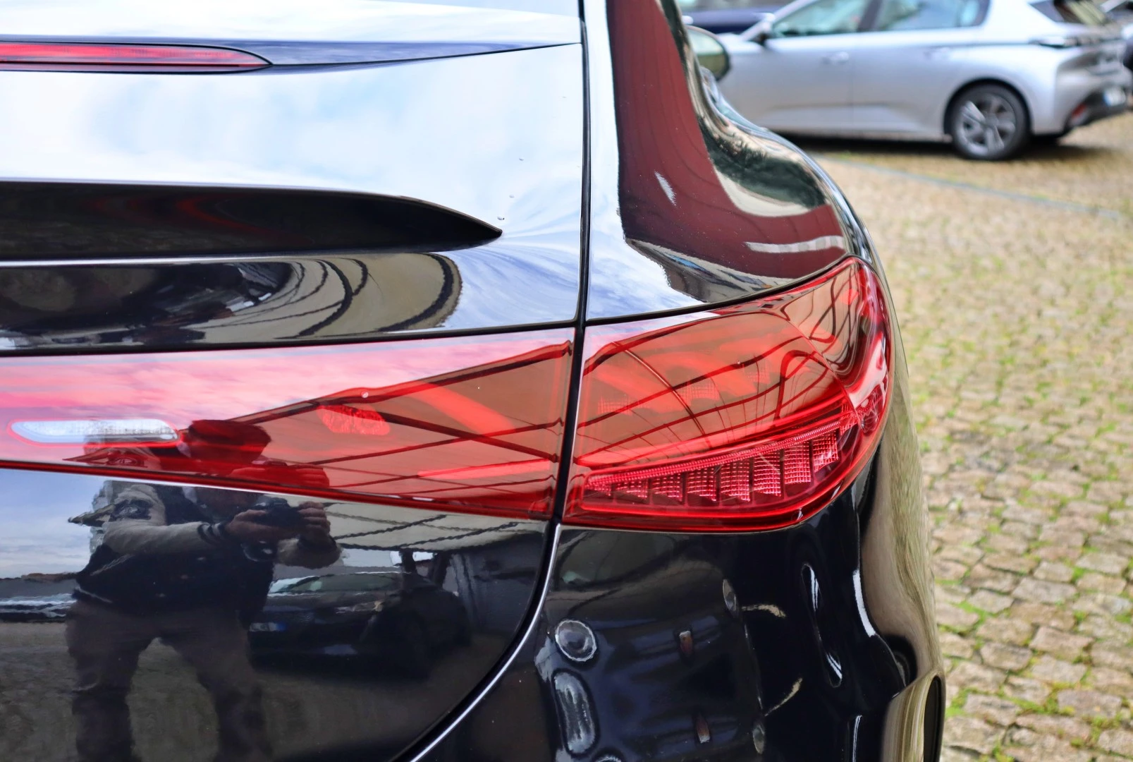 Mercedes-Benz EQE 300 AMG Line