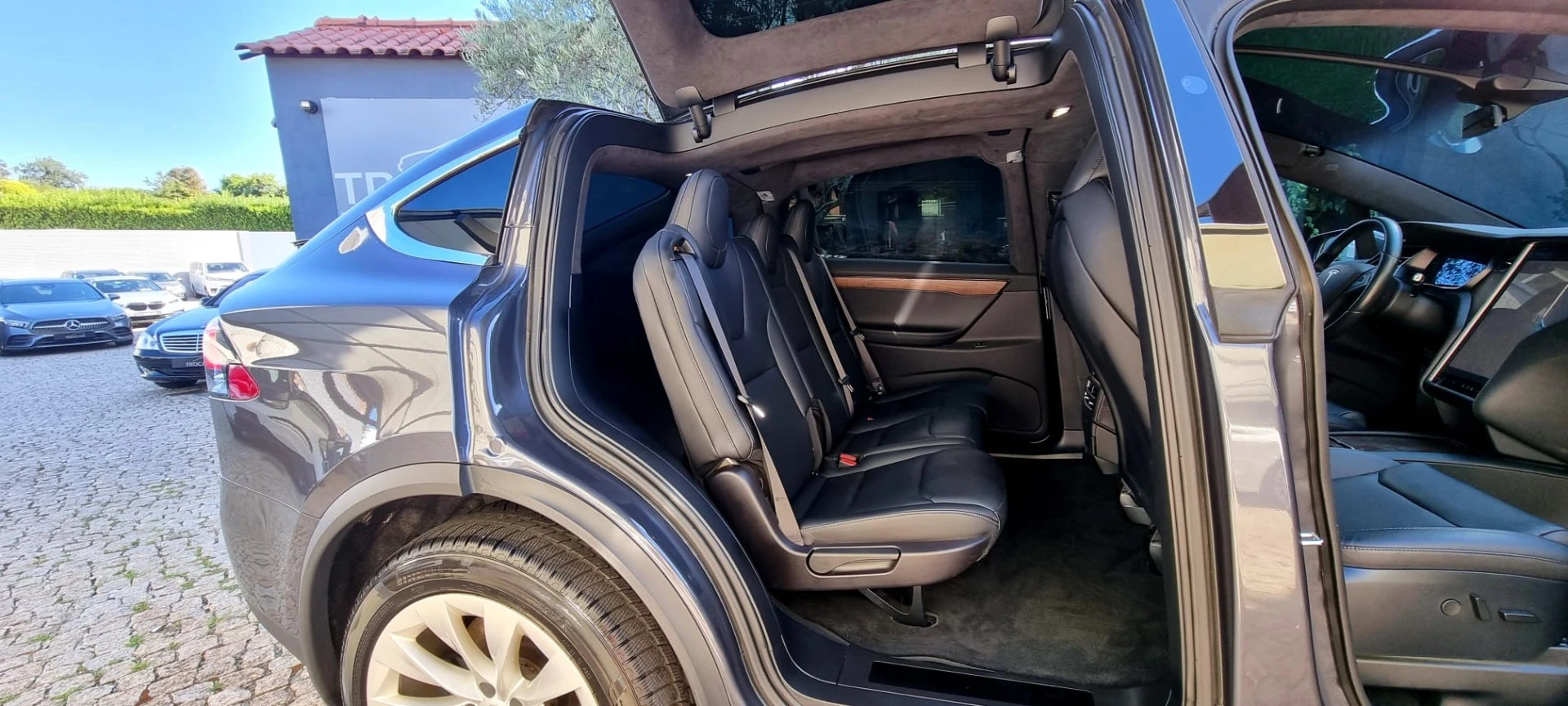 Tesla Model X Long Range