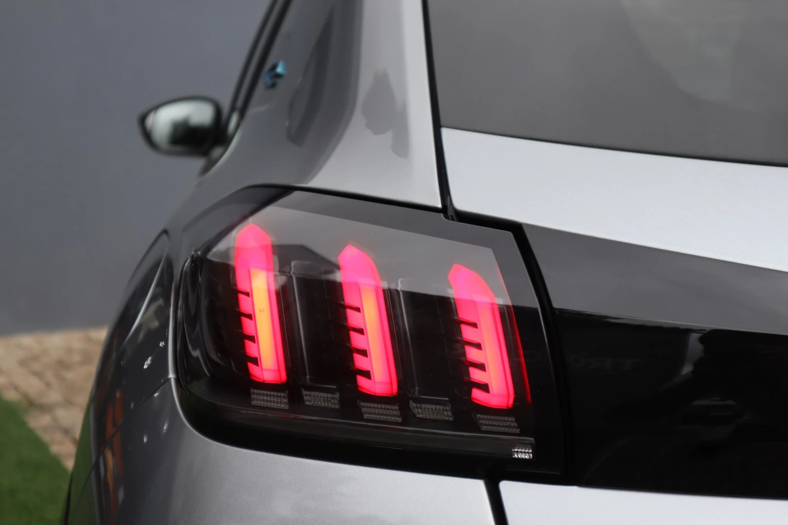 Peugeot e-208 50 kWh Allure Pack
