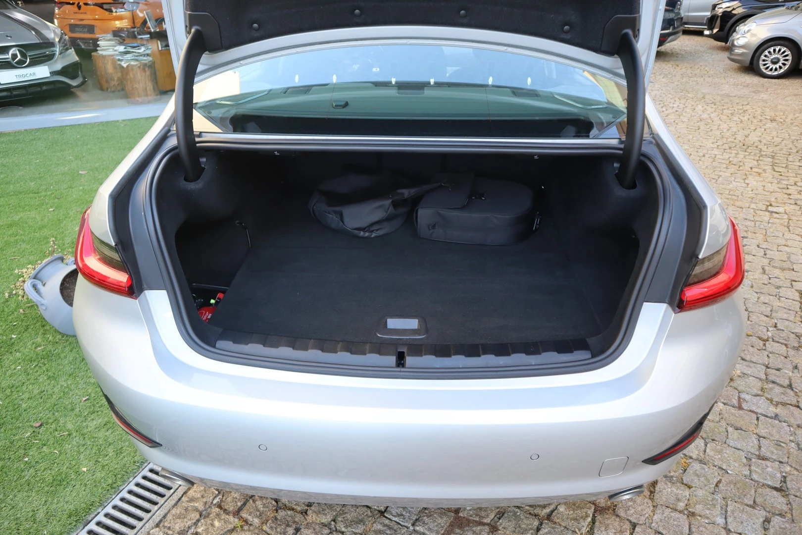 BMW 330 e Corporate Edition Auto