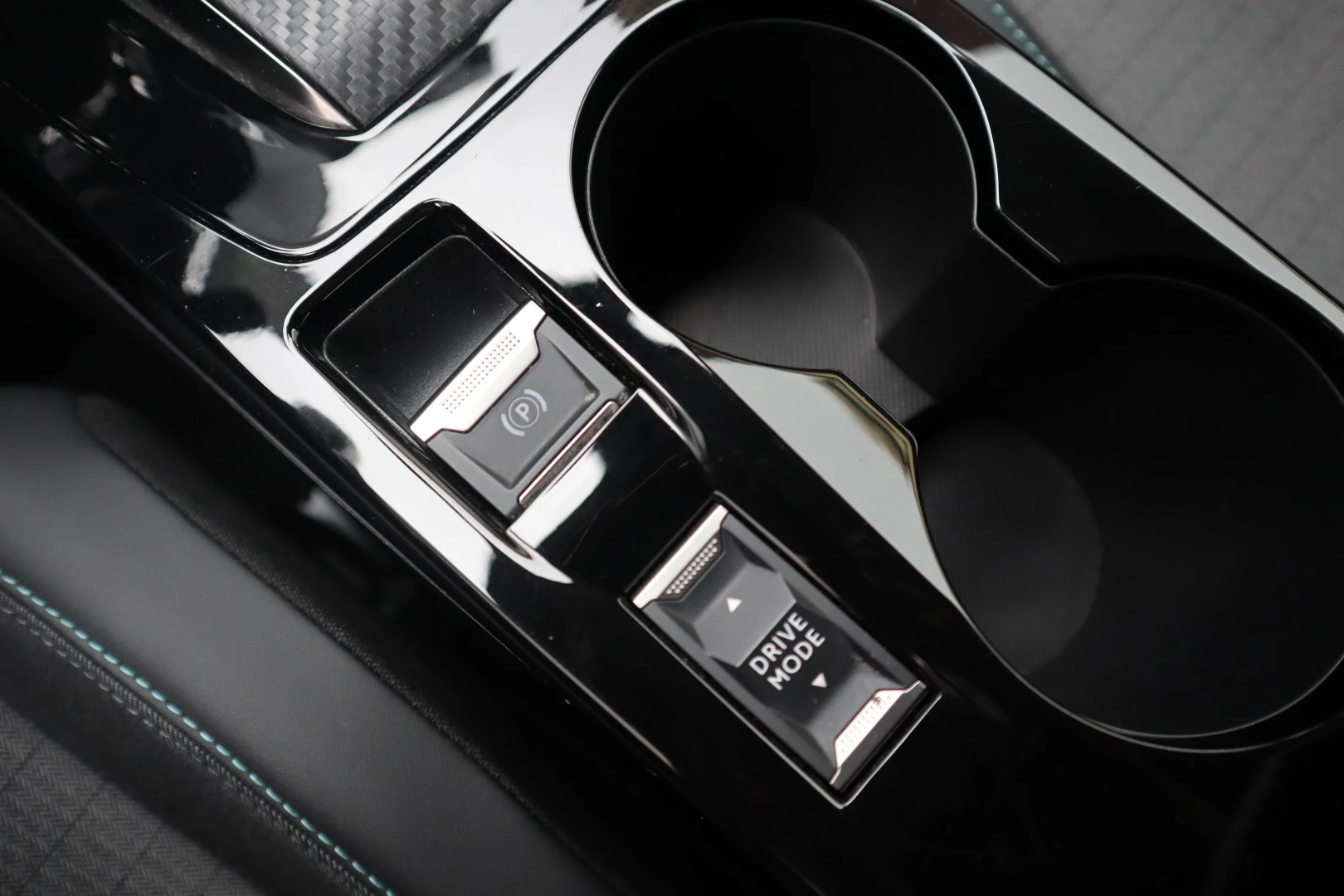 Peugeot e-208 50 kWh Allure Pack
