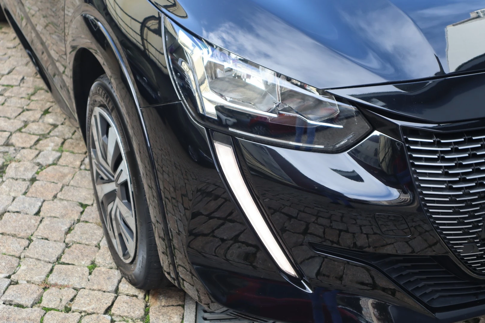 Peugeot e-208 50 kWh Active