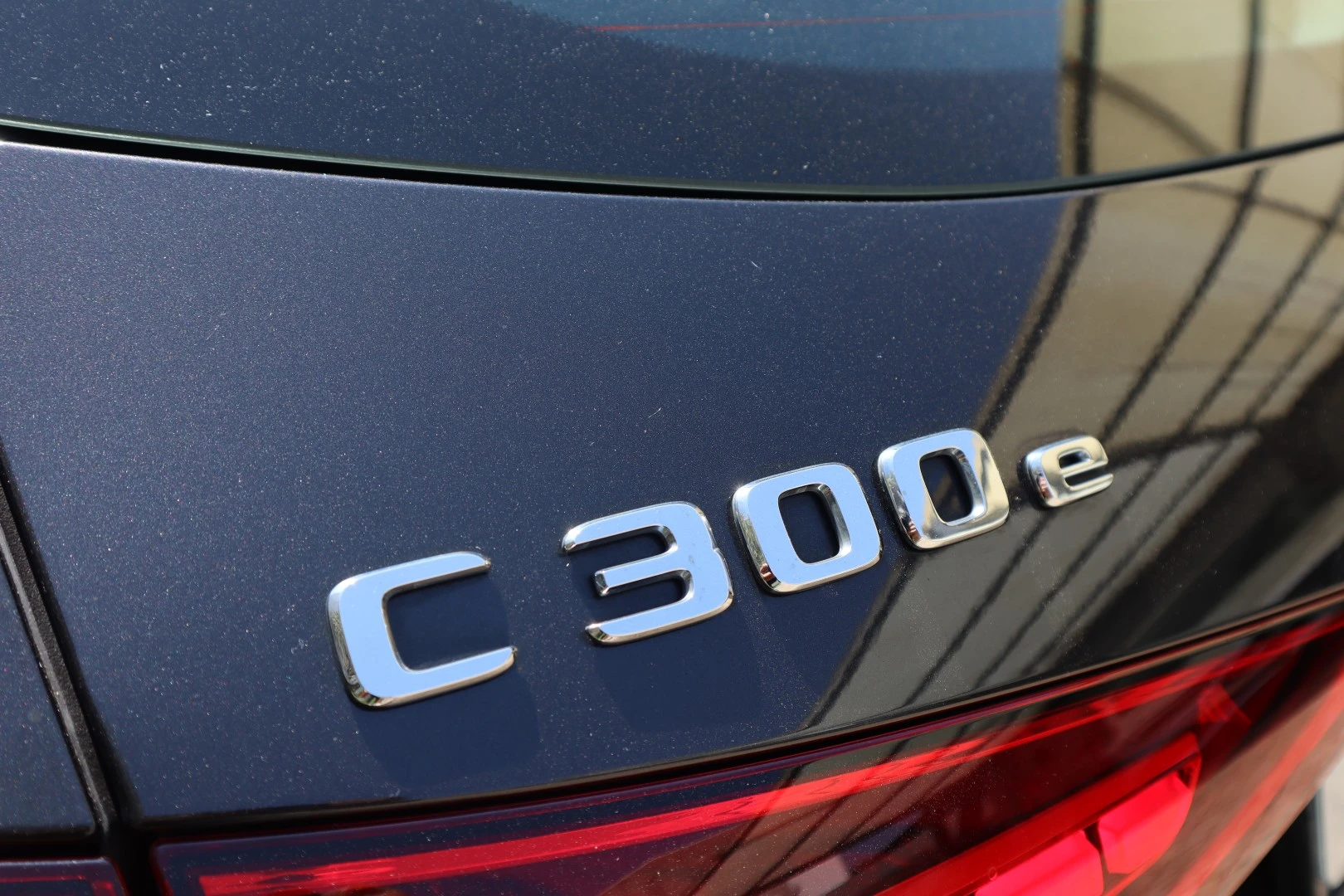 Mercedes-Benz C 300 e AMG Line