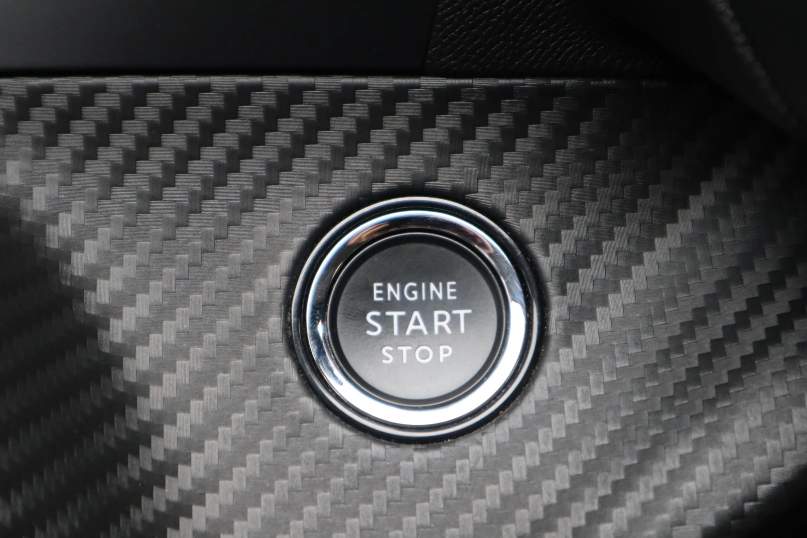 Peugeot e-208 50 kWh Allure Pack