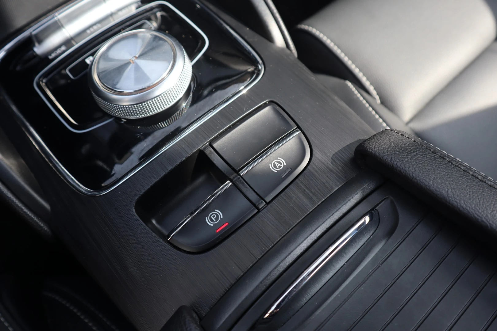 MG ZS EV Luxury