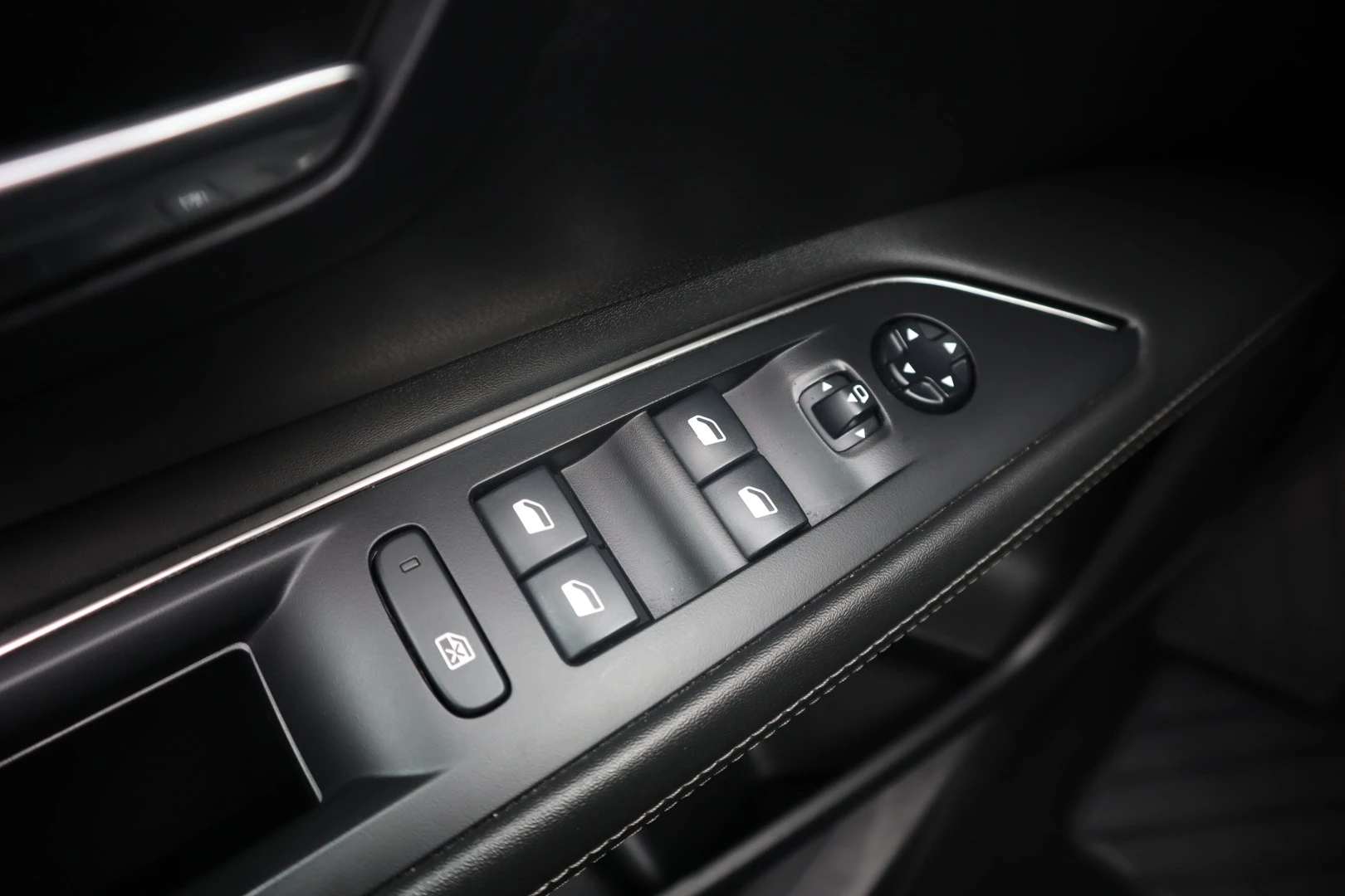 Peugeot 3008 1.5 BlueHDi Allure EAT8