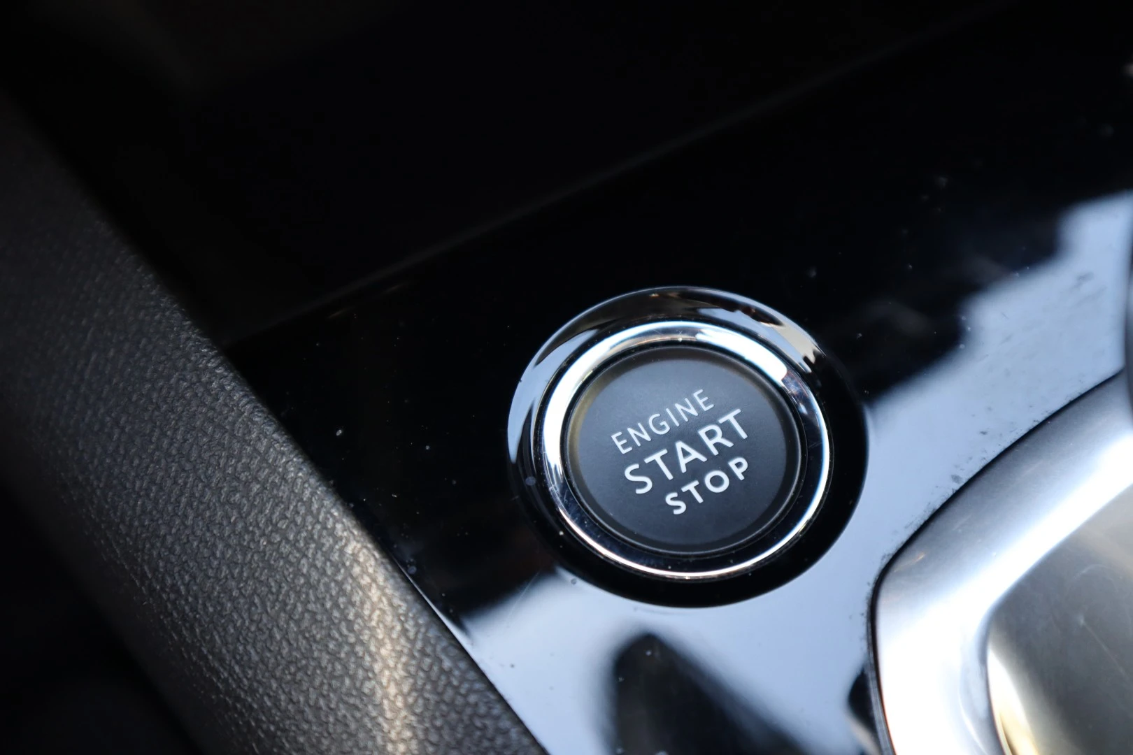 Peugeot 3008 BlueHDi 130 Stop & Start EAT8 Active Pack