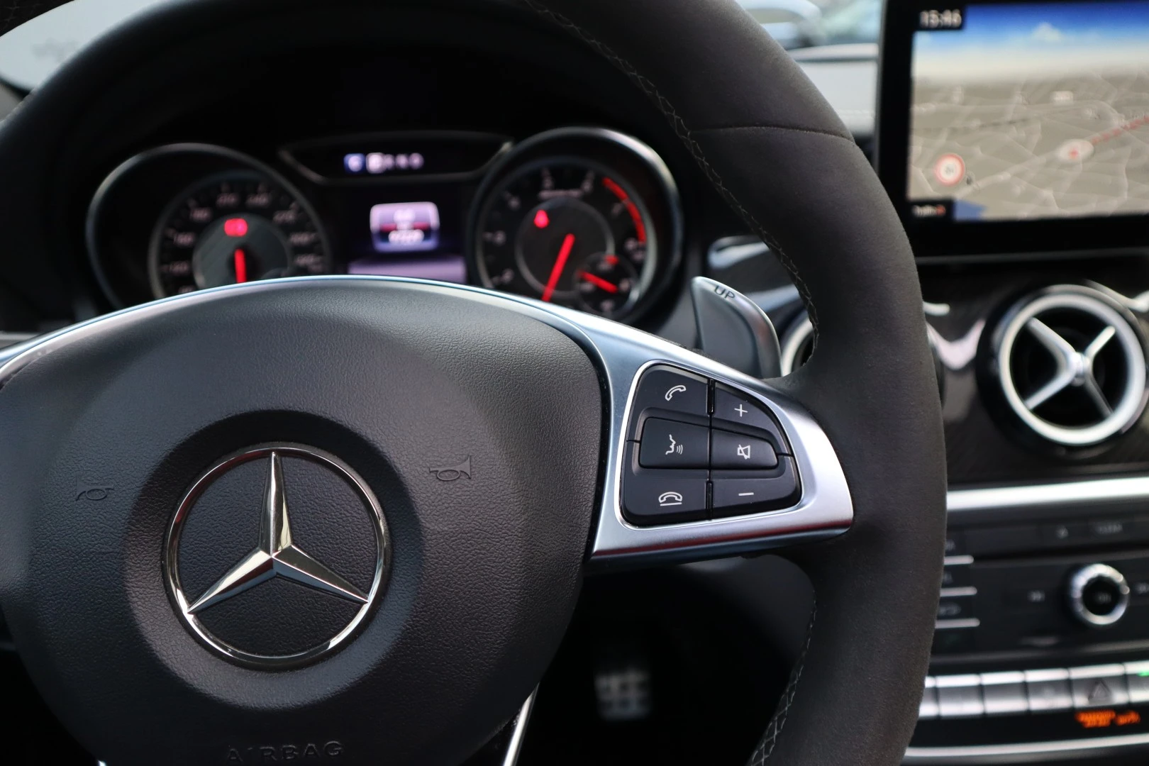 Mercedes-Benz CLA 45 AMG 4Matic Speedshift DCT 7G Night Edition
