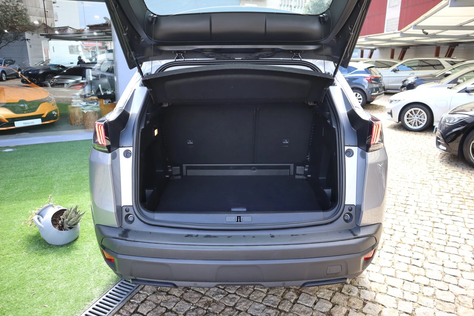Peugeot 3008 BlueHDi 130 Stop & Start EAT8 Active Pack