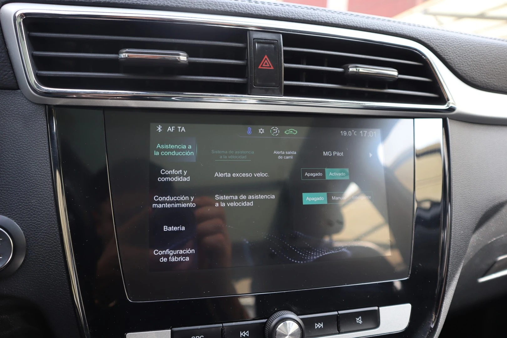 MG ZS EV Luxury