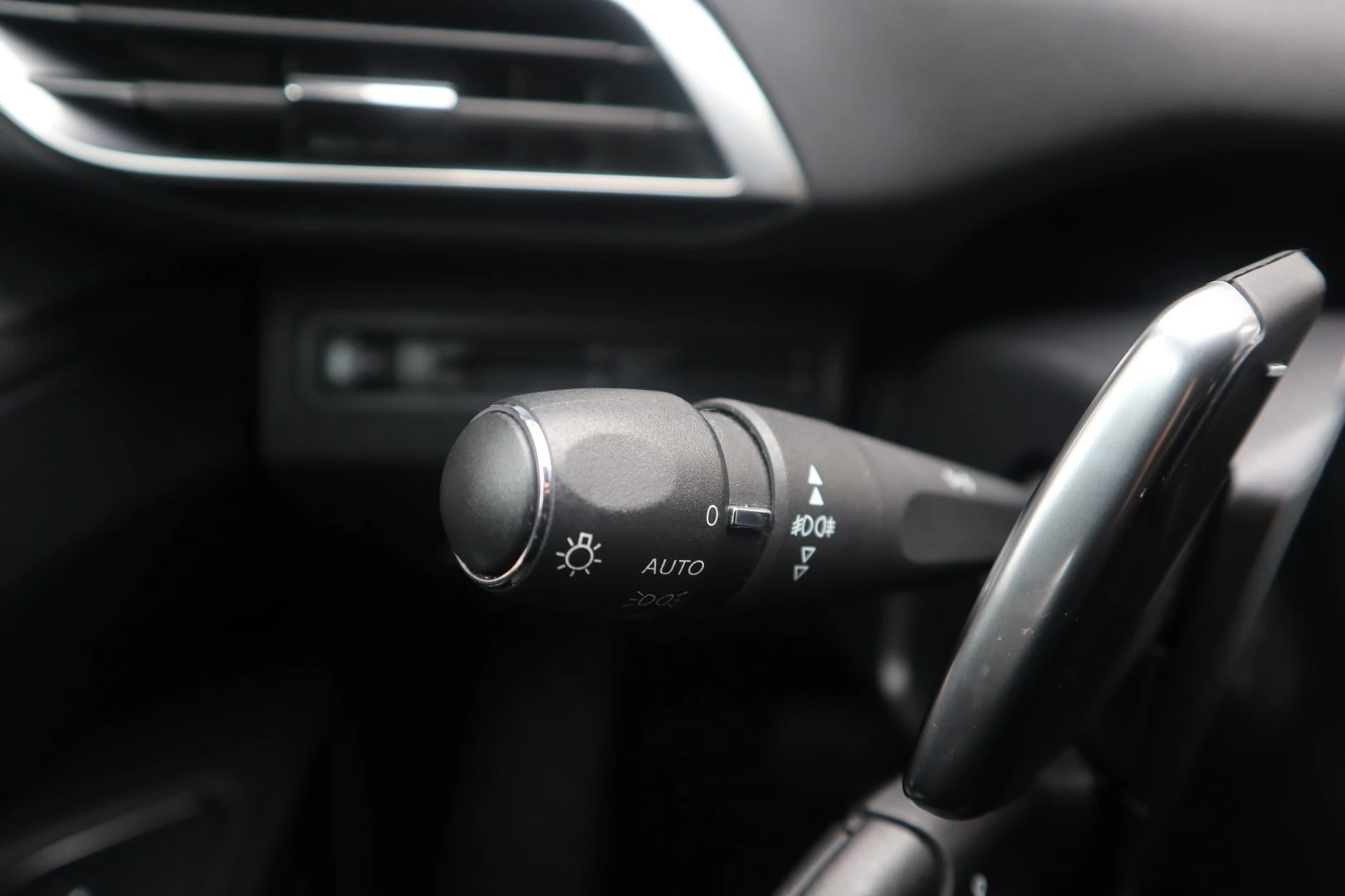 Peugeot 3008 1.5 BlueHDi Allure EAT8