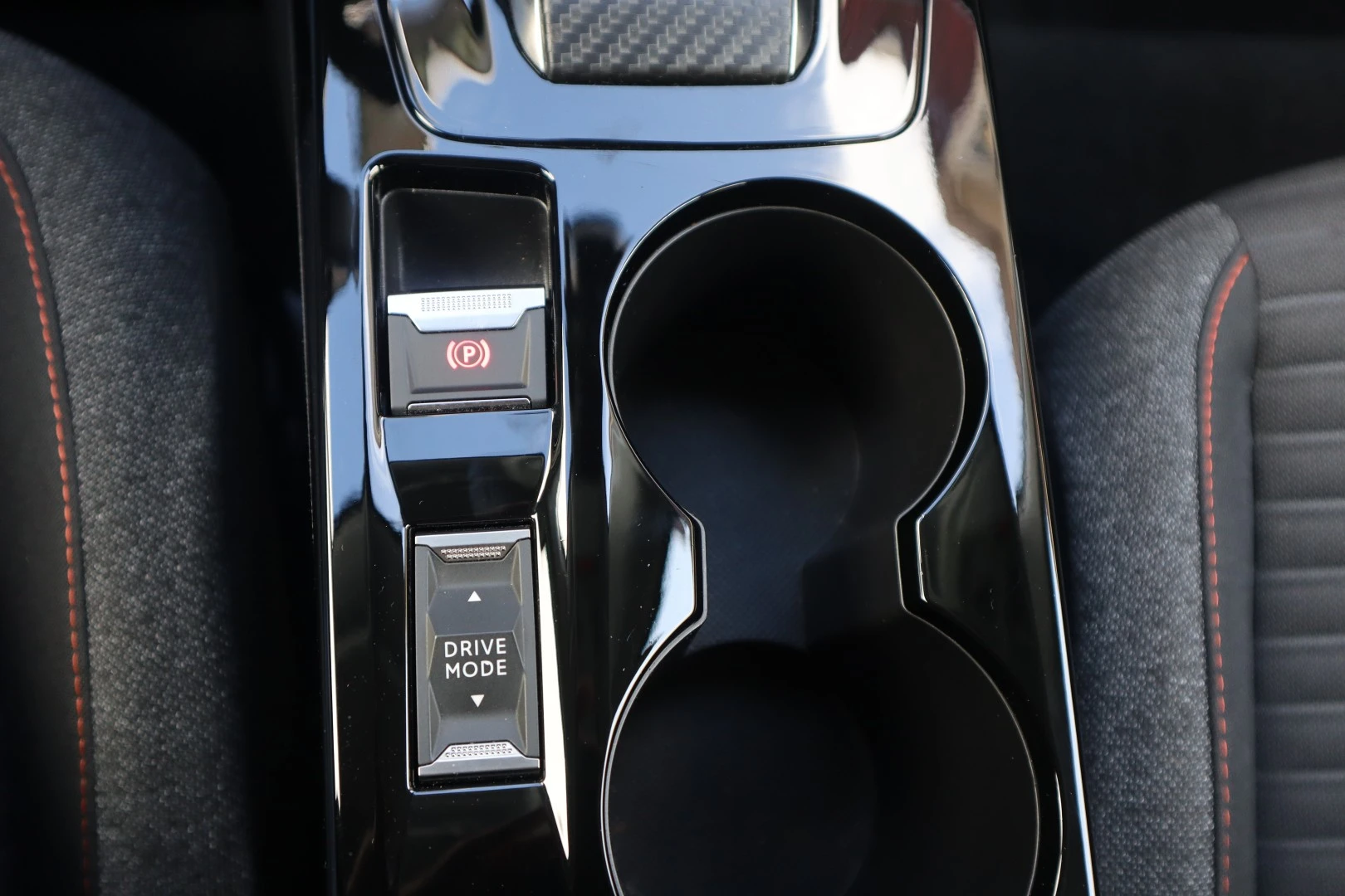Peugeot e-208 50 kWh Active