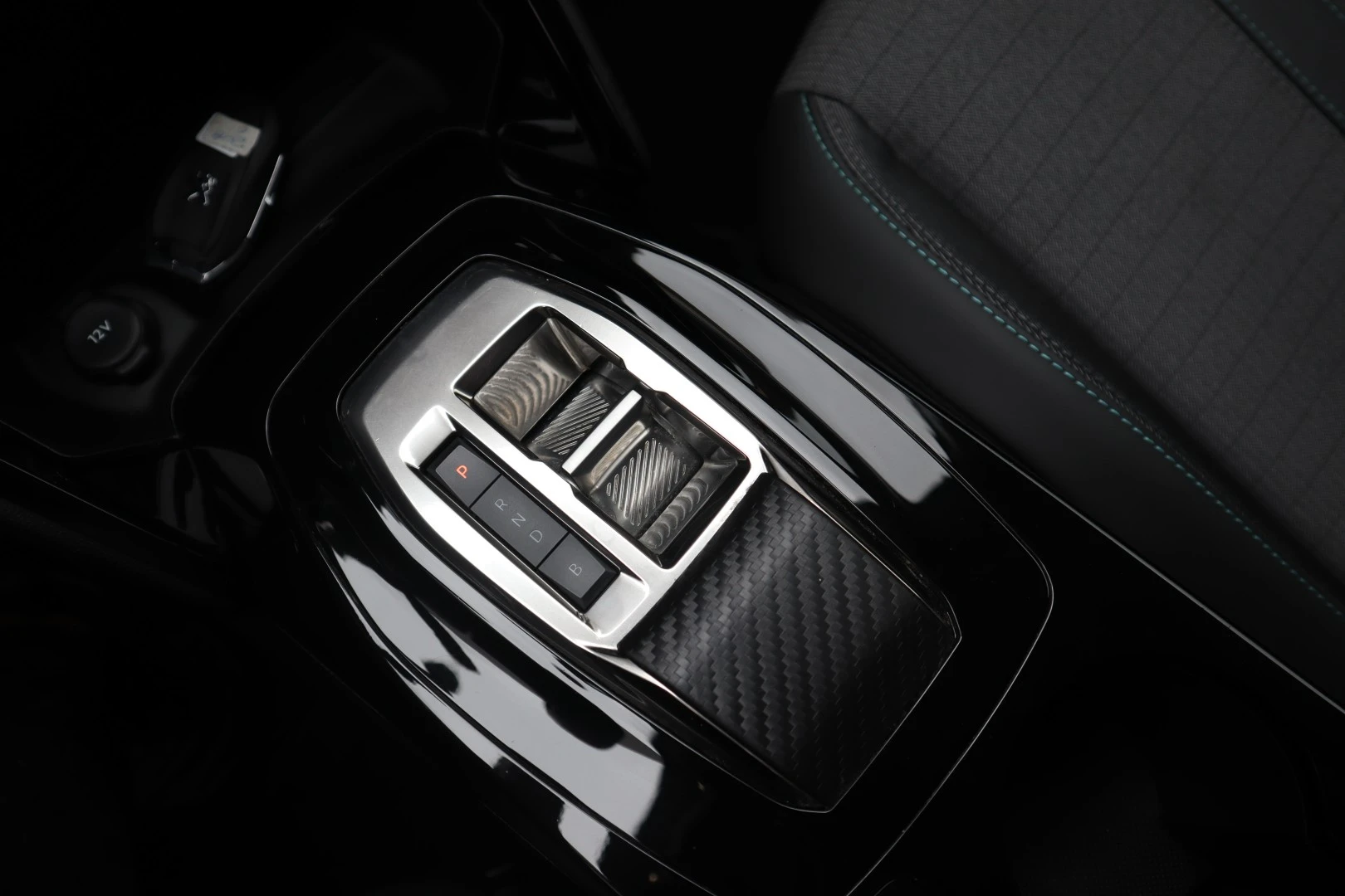 Peugeot e-208 50 kWh Allure Pack