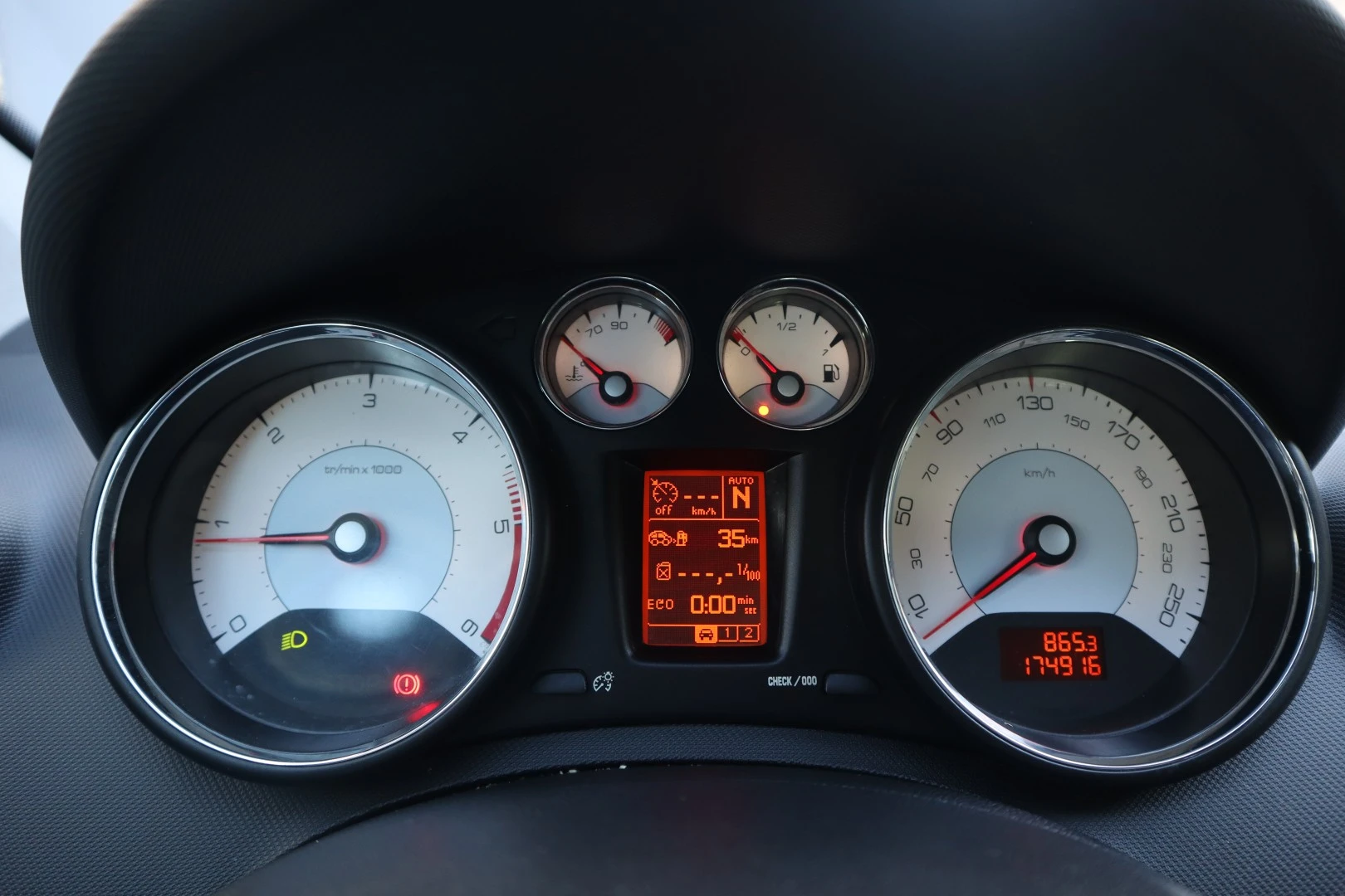 Peugeot 308 SW 1.6 e-HDi Active 2-Tronic