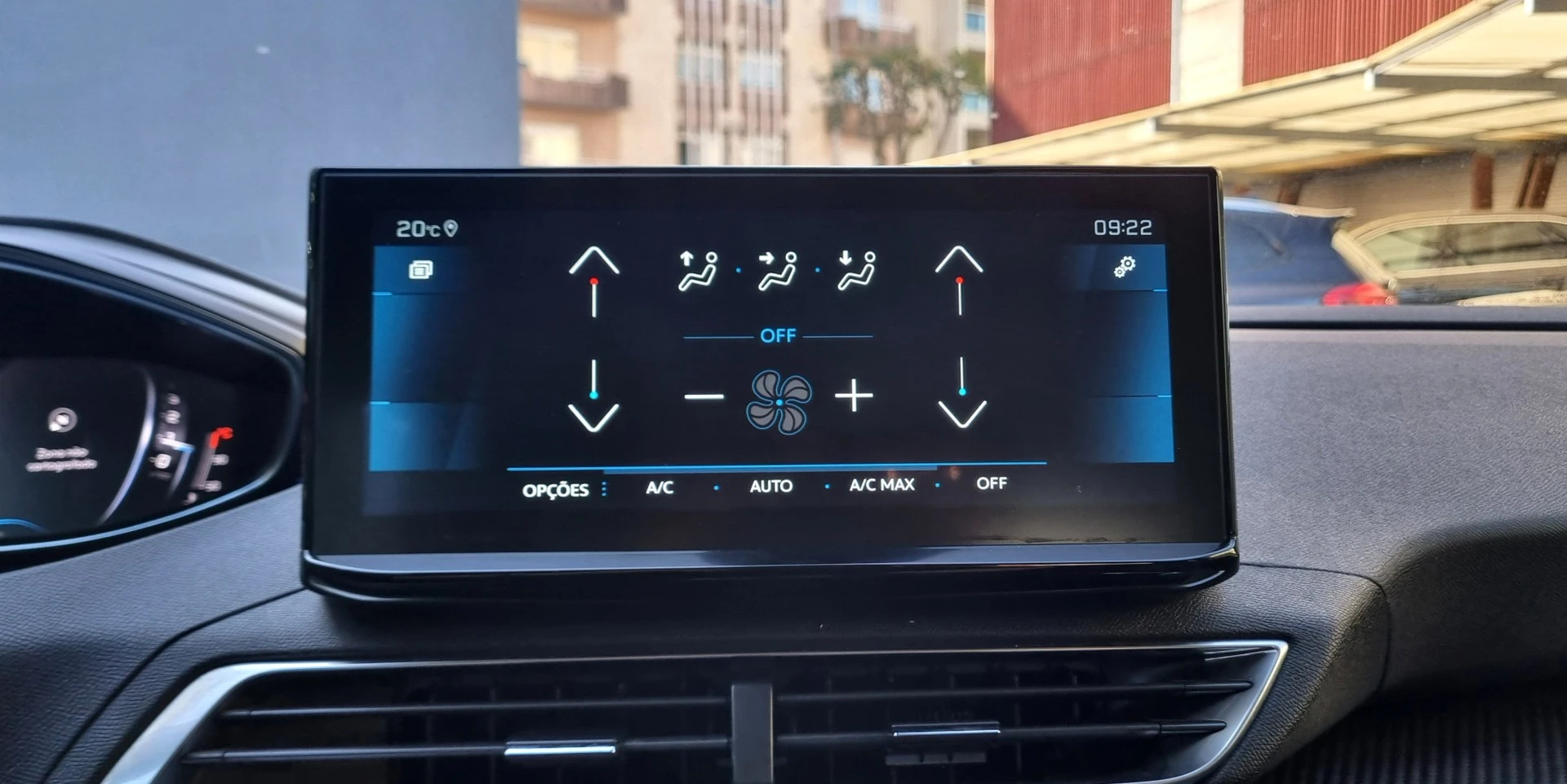 Peugeot 3008 PureTech 130 Stop & Start GPF EAT8 Active Pack