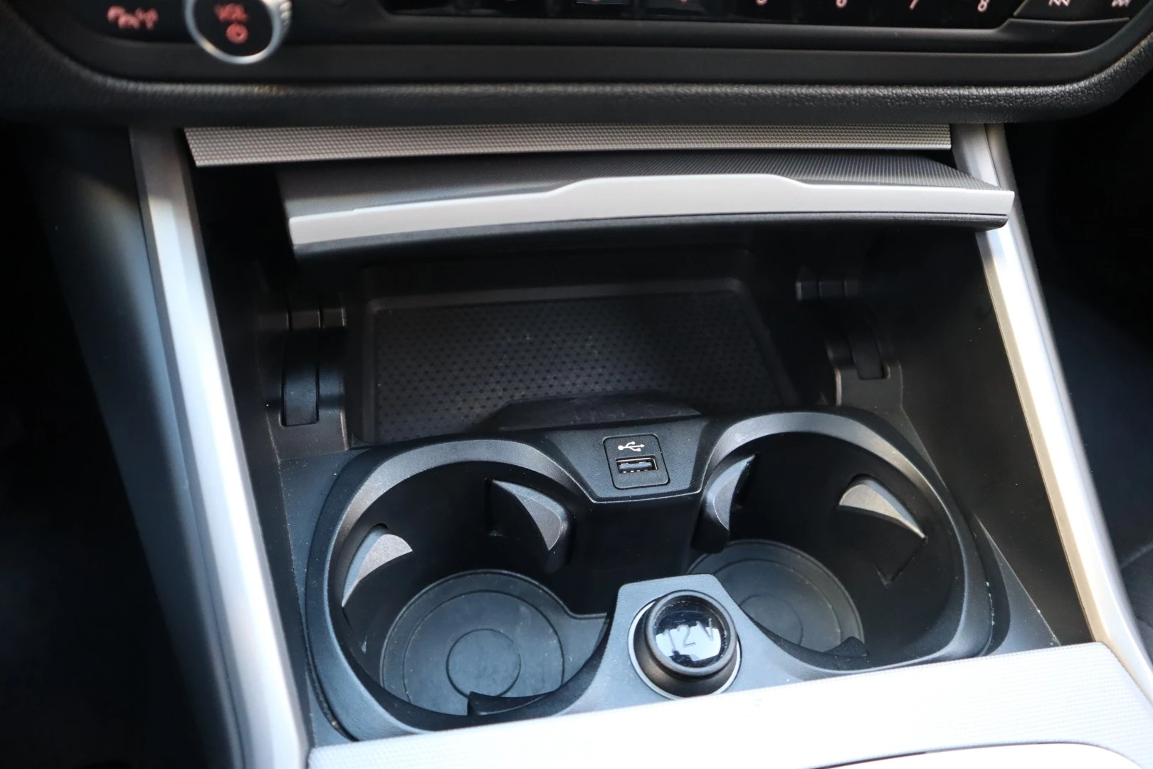 BMW 330 e Corporate Edition Auto