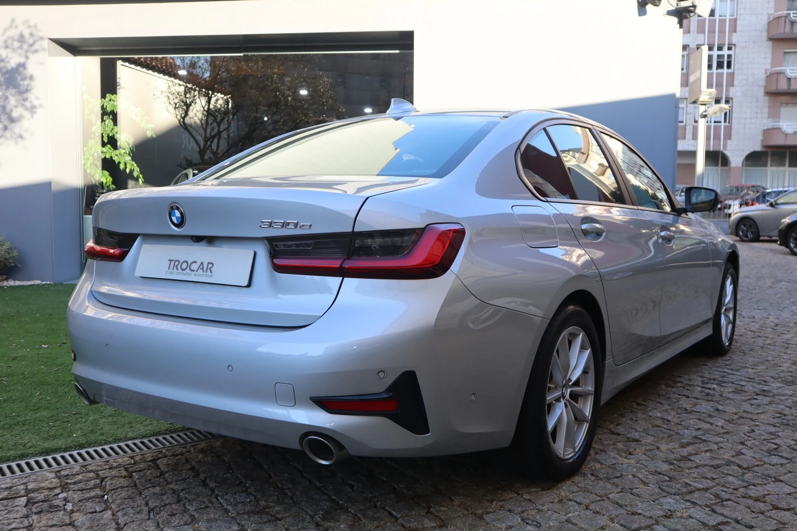 BMW 330 e Corporate Edition Auto