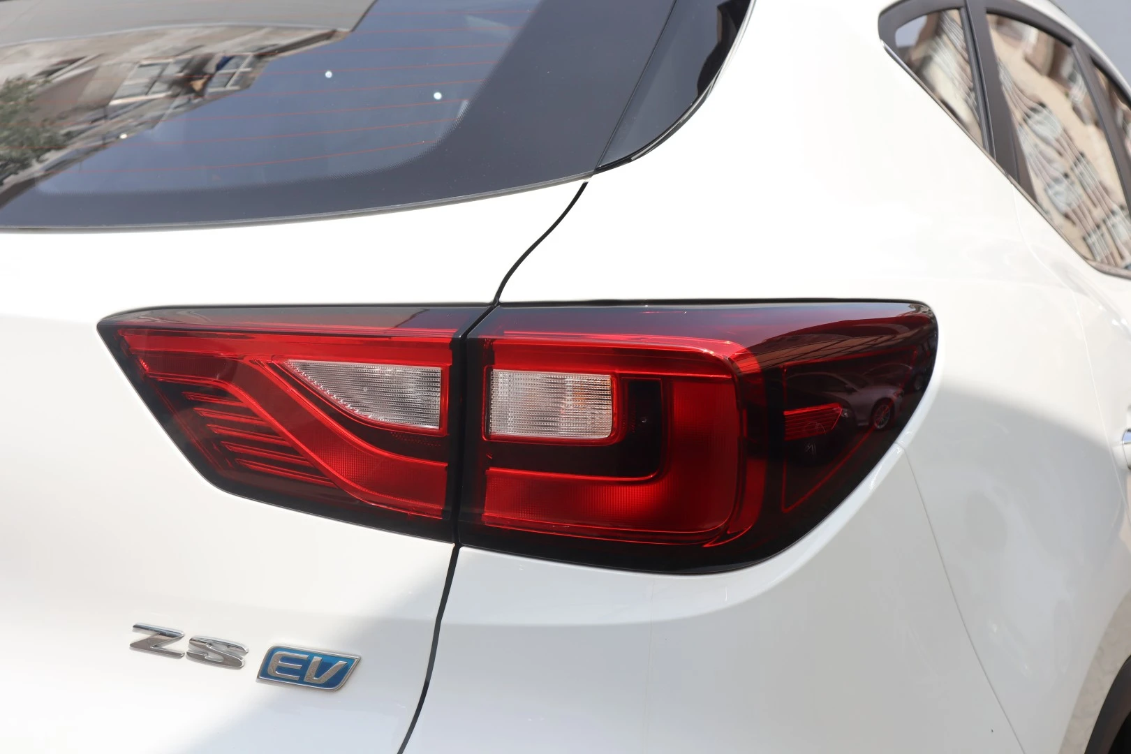 MG ZS EV Luxury